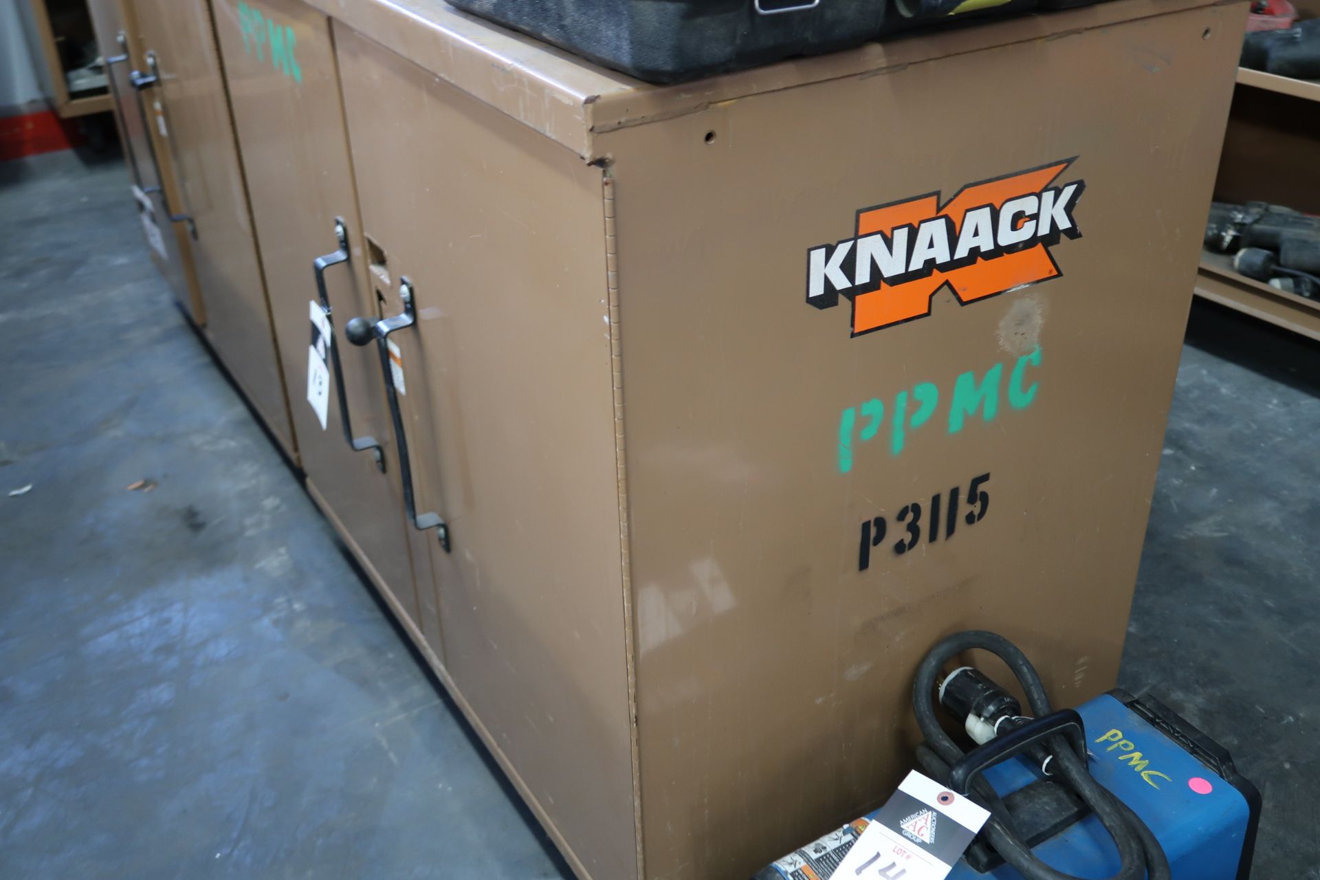 Knaack mdl. 44 Rolling Job Box (SOLD AS-IS - NO WARRANTY) - Image 2 of 4