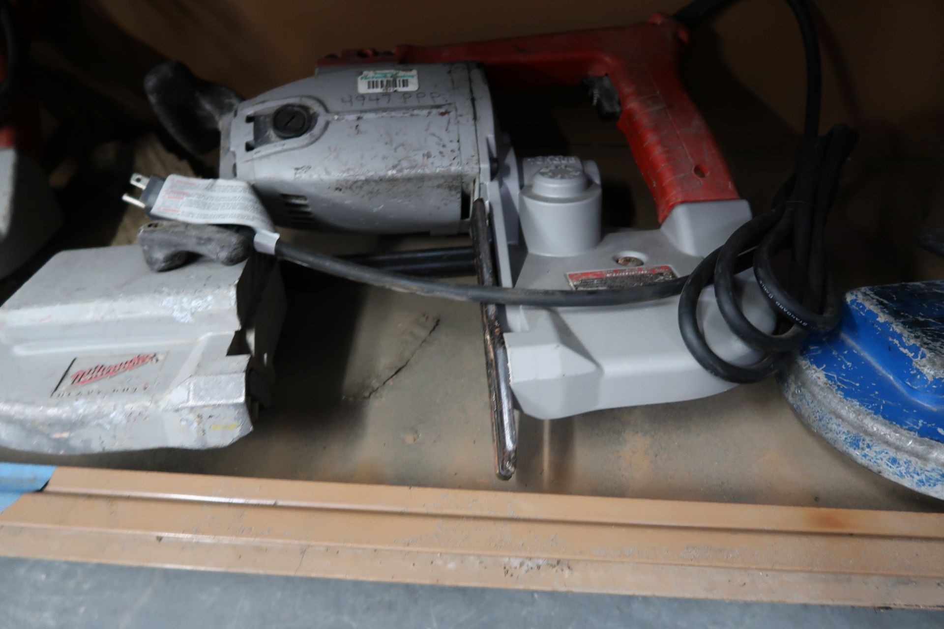 Milwaukee Deep Cut Portable Band Saws (3) (110V Plug) (SOLD AS-IS - NO WARRANTY) - Image 3 of 6