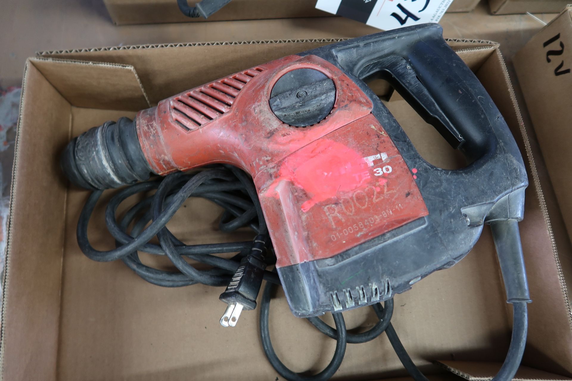 Hilti TE-30 Electric Hammer Drill (SOLD AS-IS - NO WARRANTY) - Image 2 of 3