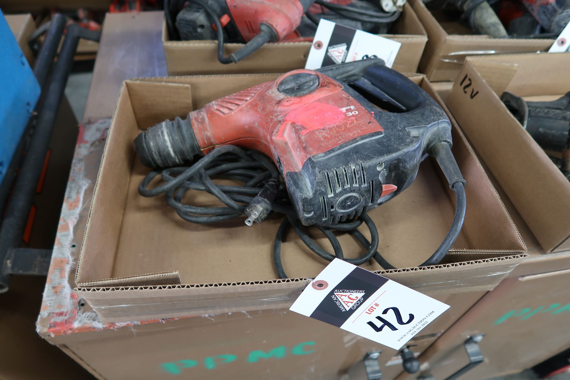 Hilti TE-30 Electric Hammer Drill (SOLD AS-IS - NO WARRANTY)