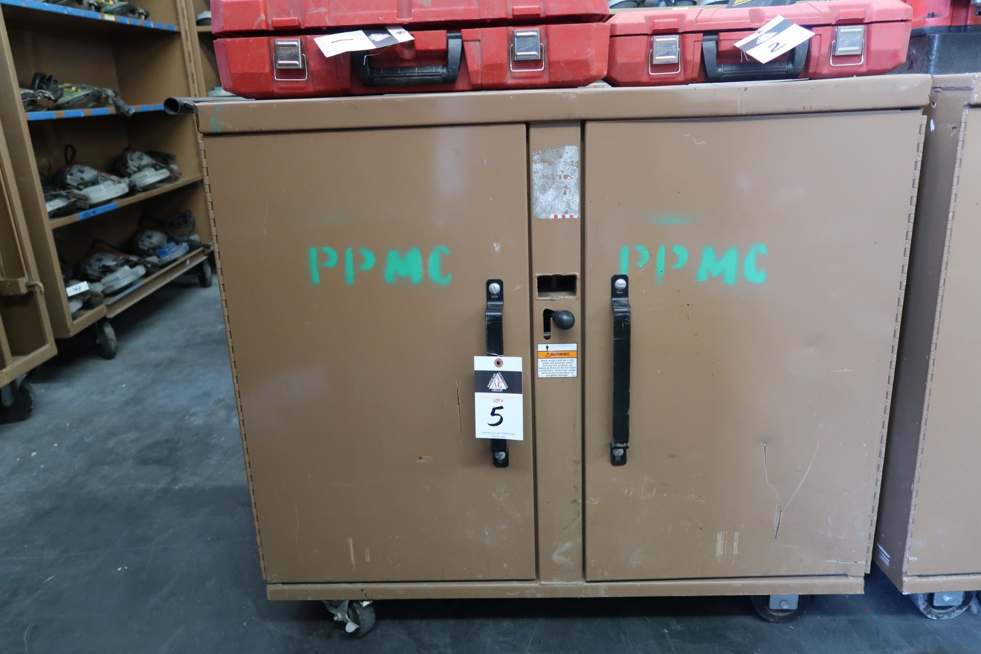 Knaack mdl. 44 Rolling Job Box (SOLD AS-IS - NO WARRANTY)