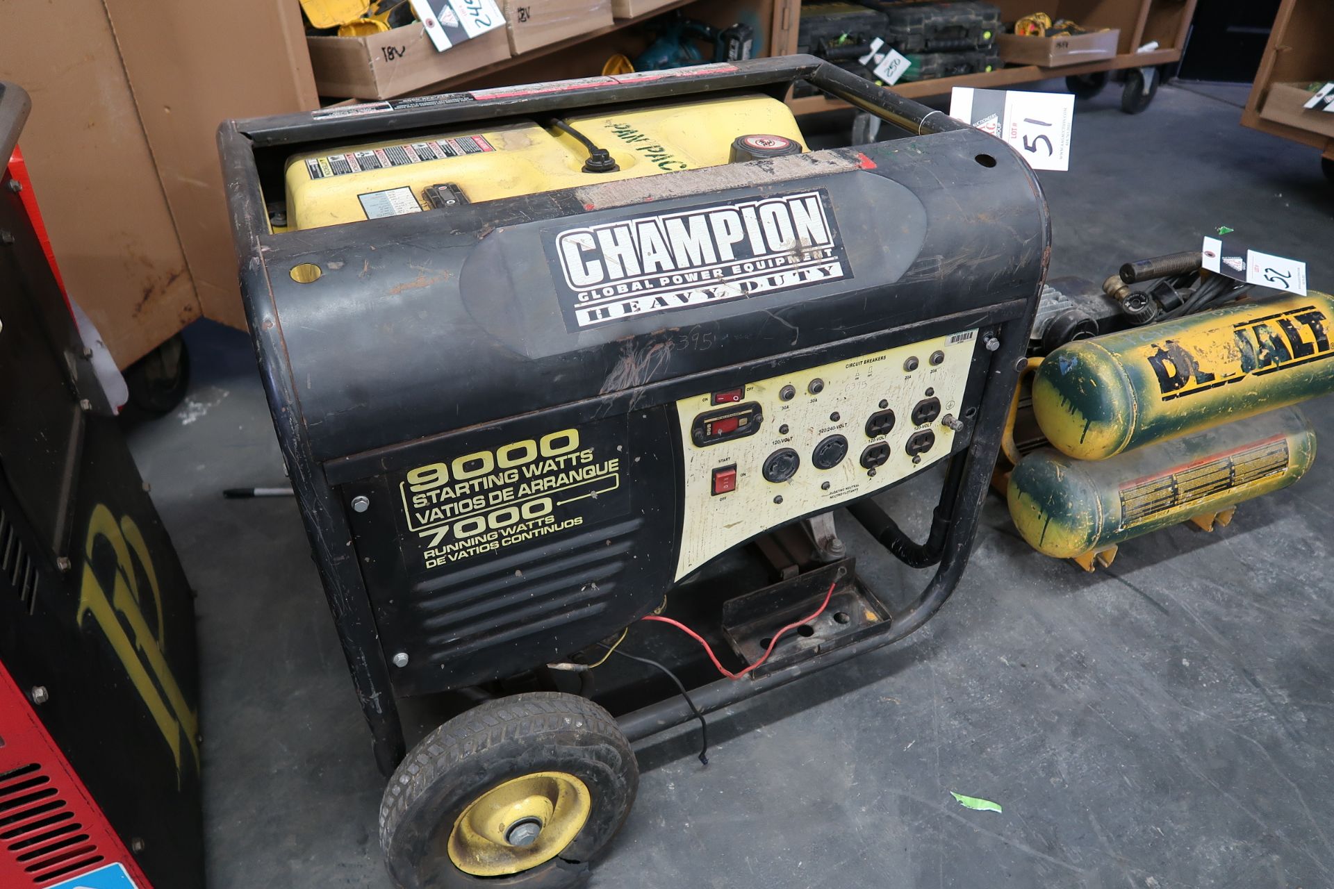 Champion mdl. 41532 9000 Watt Starting / 7000 Watt Continuos Portable Generator w/ Champion 439cc - Image 2 of 5