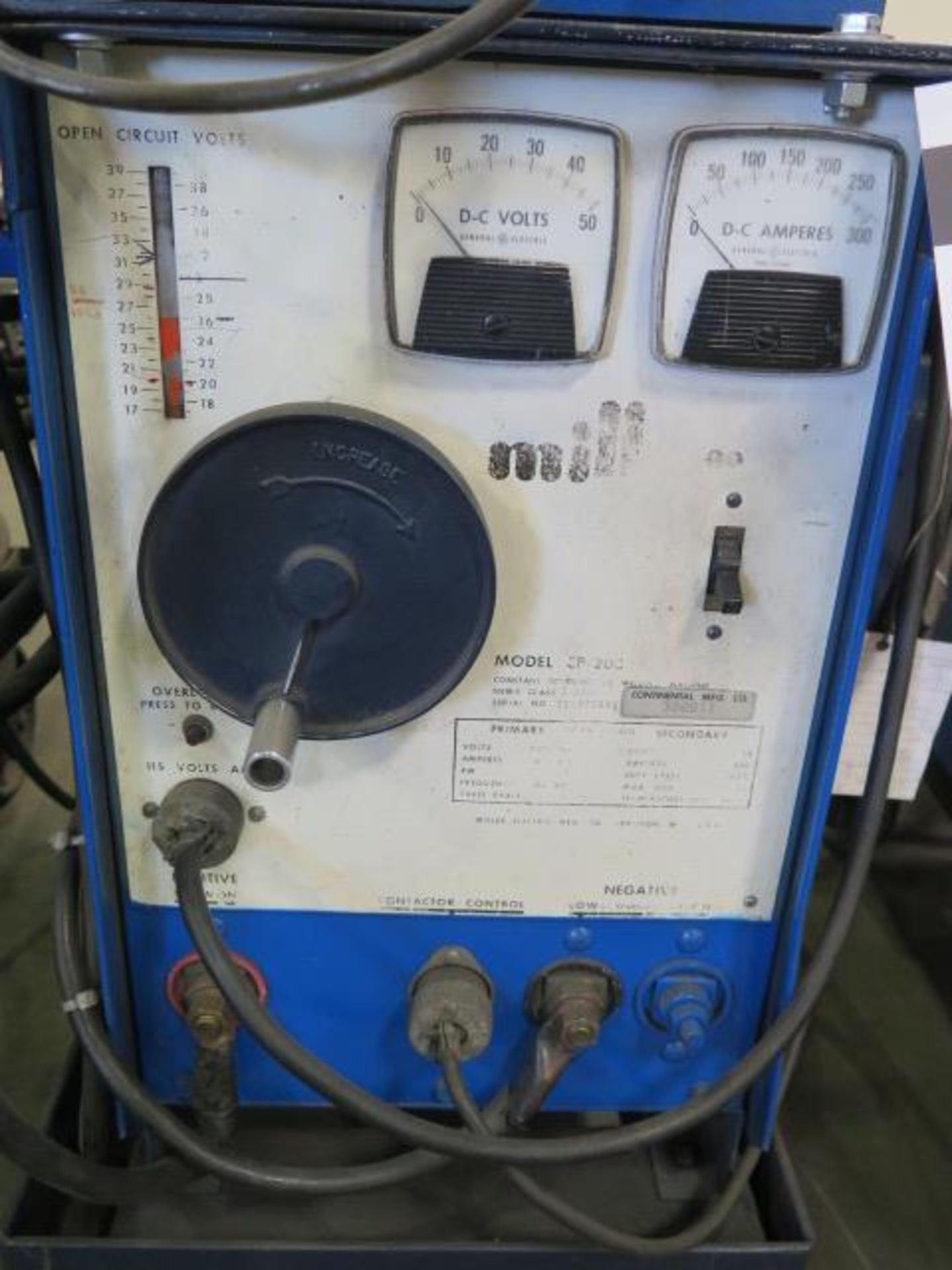 Miller CP-200 CP-DC Arc Welding Power Source s/n 71-572641 w/ Miller 10A Wire Feeder (SOLD AS-IS - - Image 3 of 8