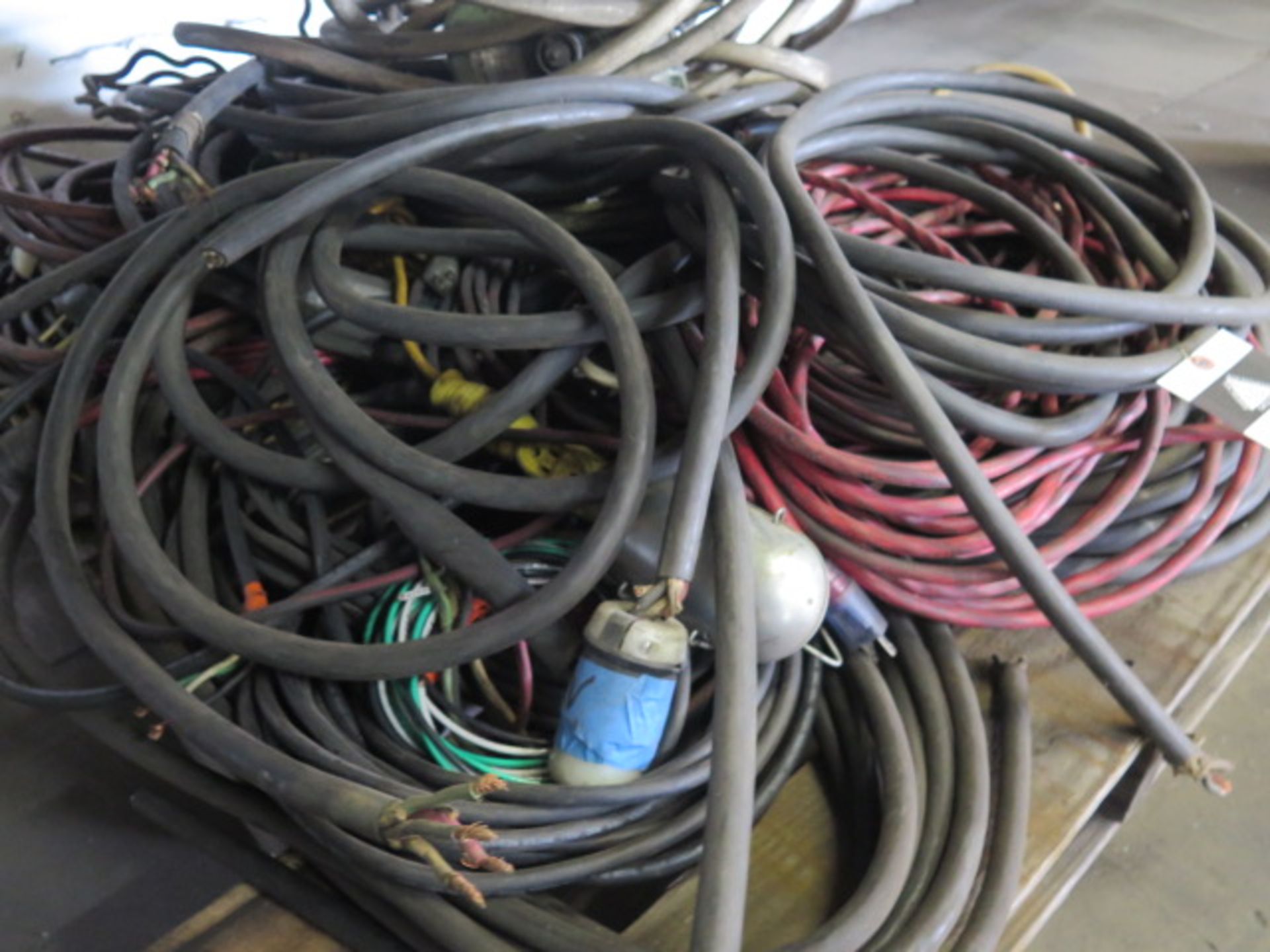 Extension Cords (SOLD AS-IS - NO WARRANTY) - Image 2 of 3