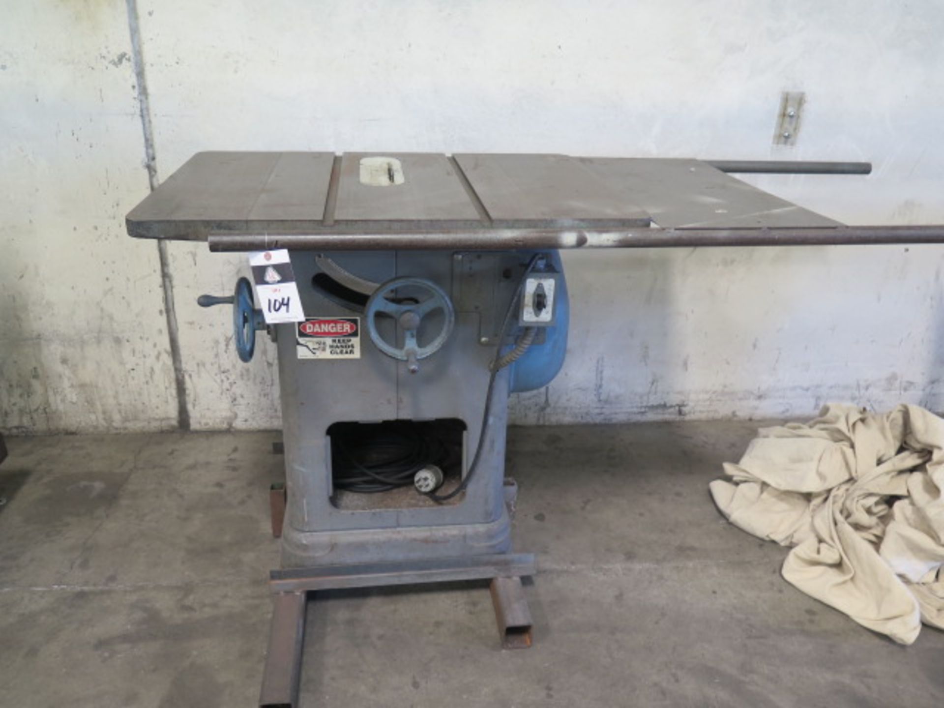 Delta Unisaw Tilting Arbor Table Saw (SOLD AS-IS - NO WARRANTY)