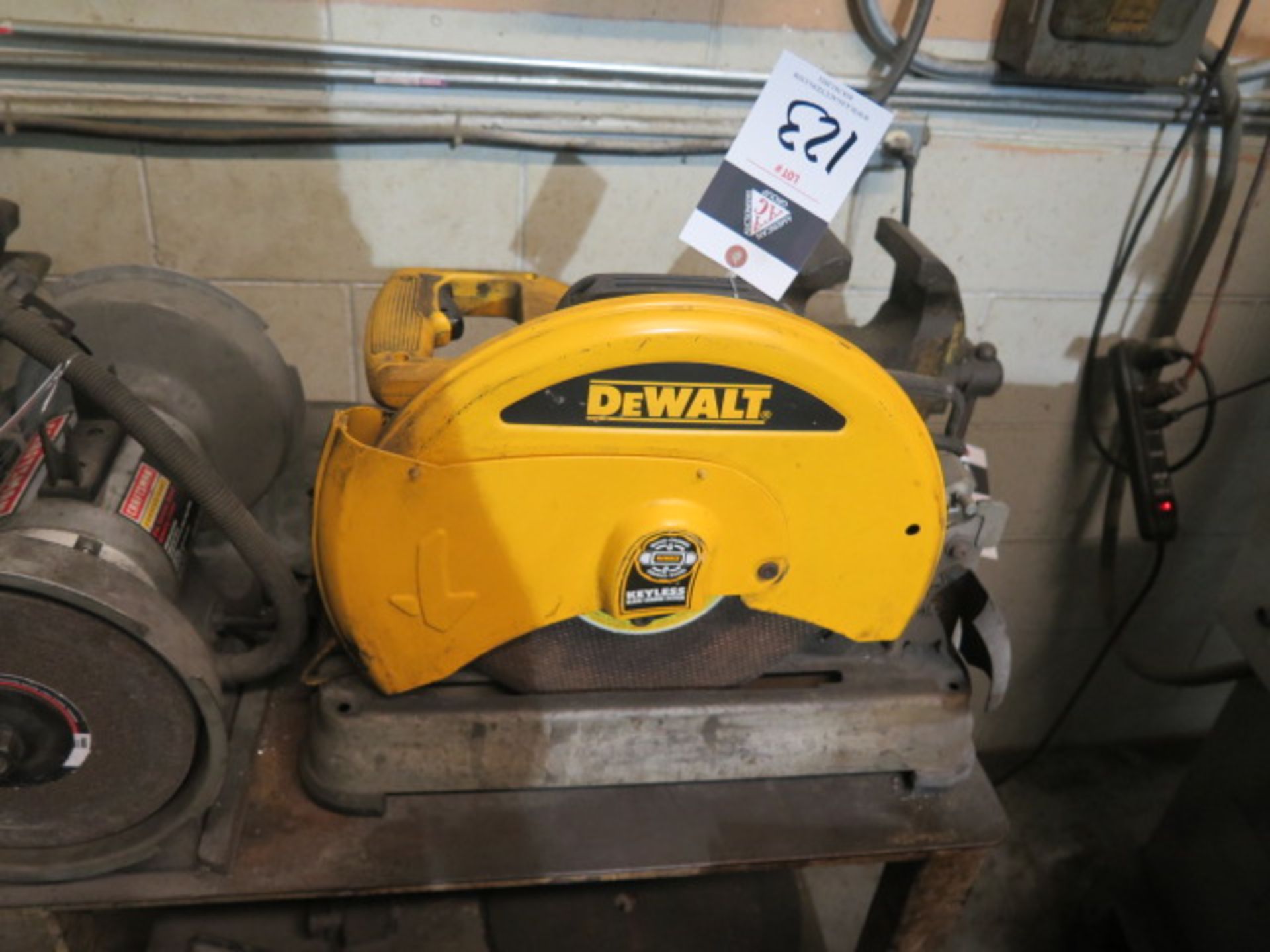 DeWalt 14" Abrasice Cutoff Saw (SOLD AS-IS - NO WARRANTY)