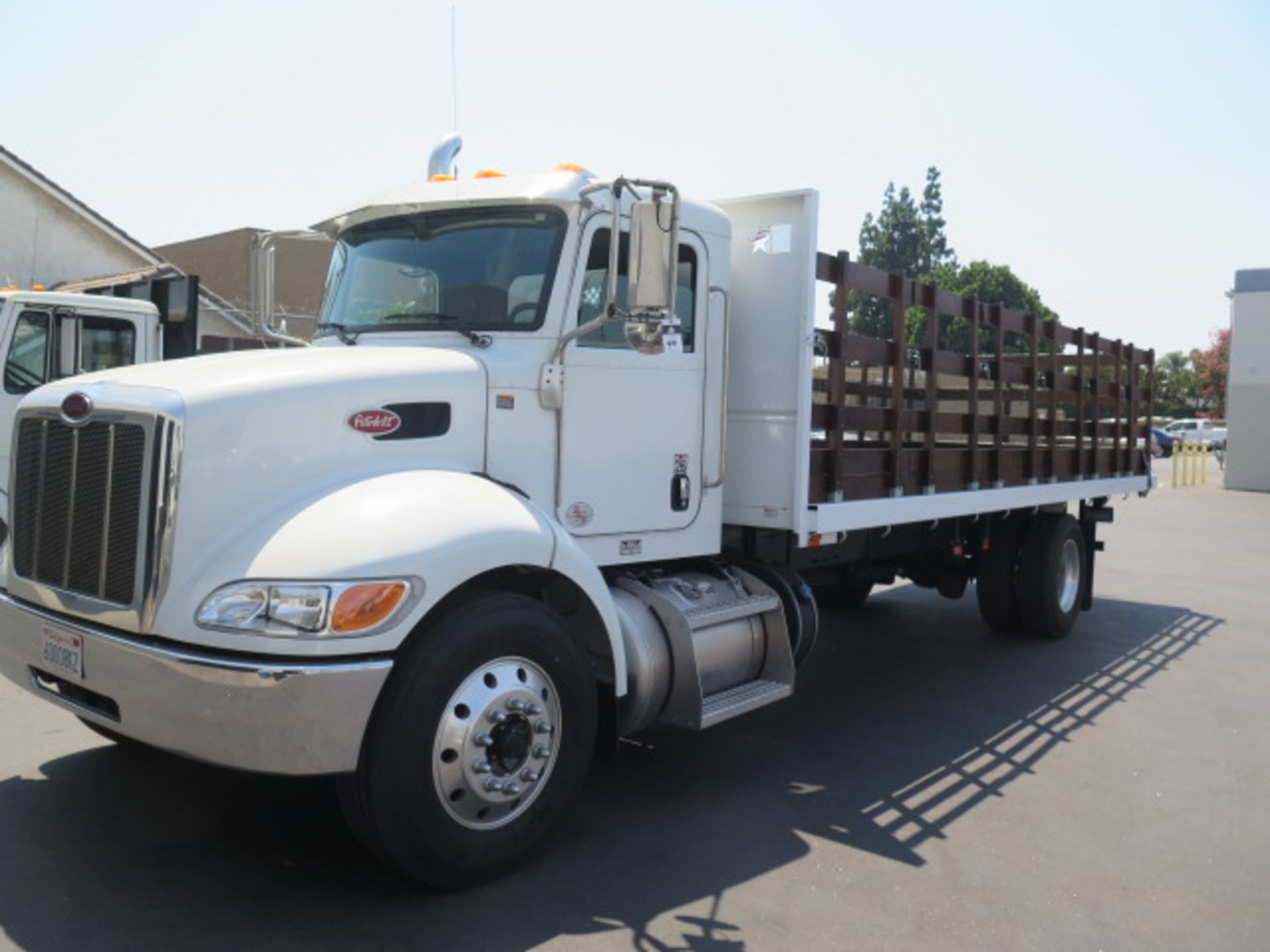 2017 Peterbilt PB337 23’ Stake Bed Truck Lisc# 60008K2 w/ Cummins Paccar PX-7 300Hp Diesel,