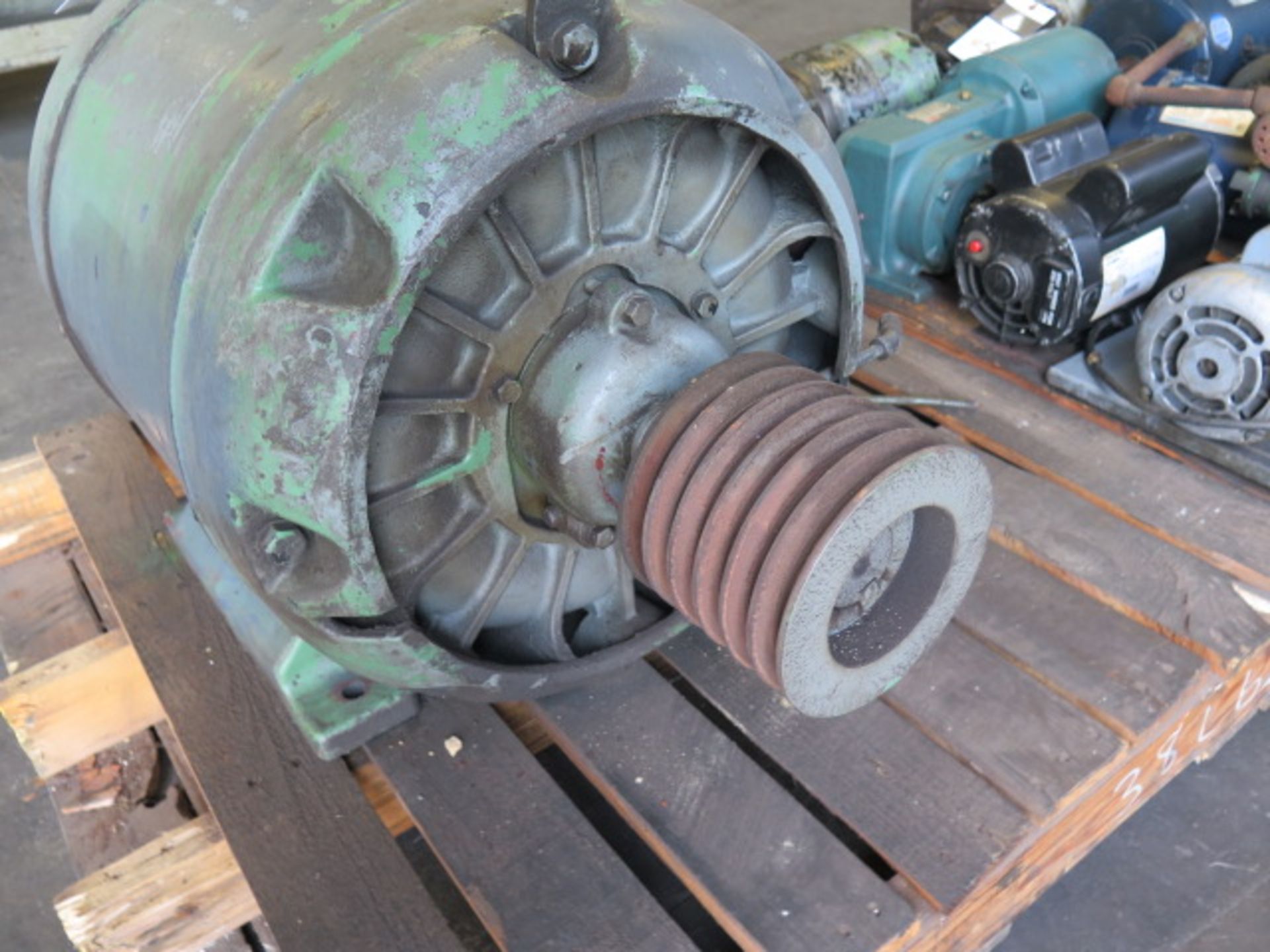 20Hp Motor (SOLD AS-IS - NO WARRANTY) - Image 3 of 5