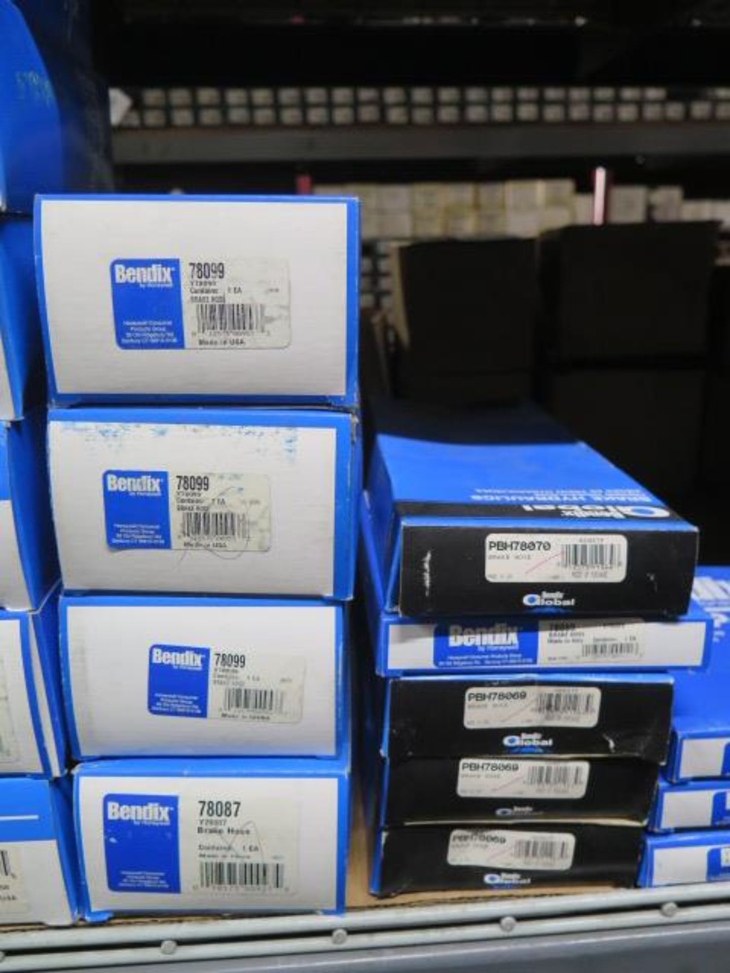 Bendix Brake Hoses (72 - Check PICs for Part Numbers) (SOLD AS-IS - NO WARRANTY) - Image 9 of 12