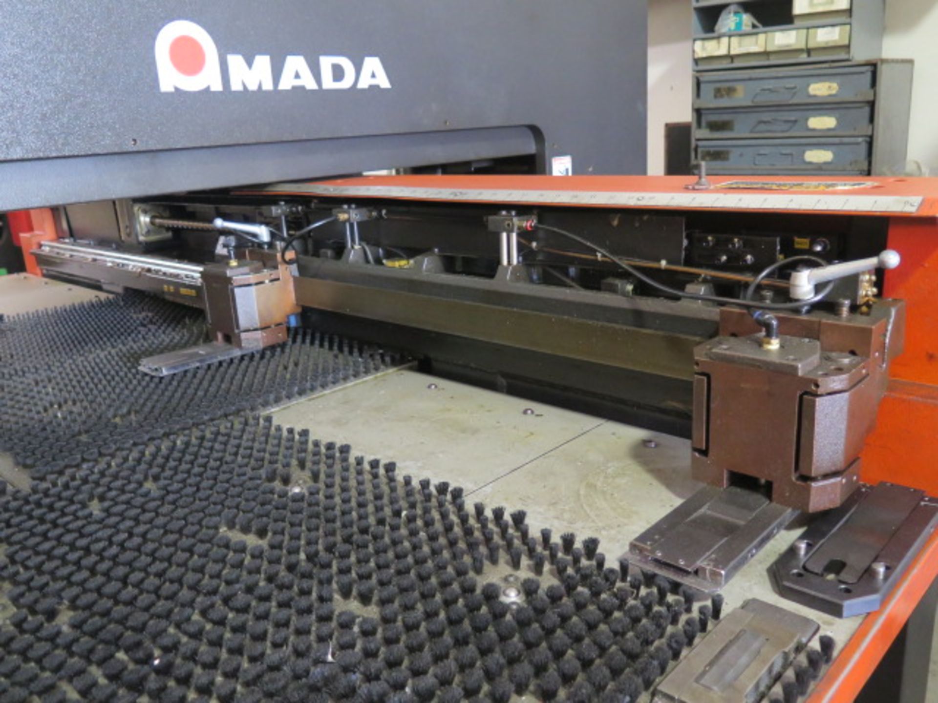 1998 Amada VIPROS 255 20 Ton - 31-Station CNC Turret Punch s/n AVP55144 w/ Fanuc 18-P, SOLD AS IS - Image 5 of 17