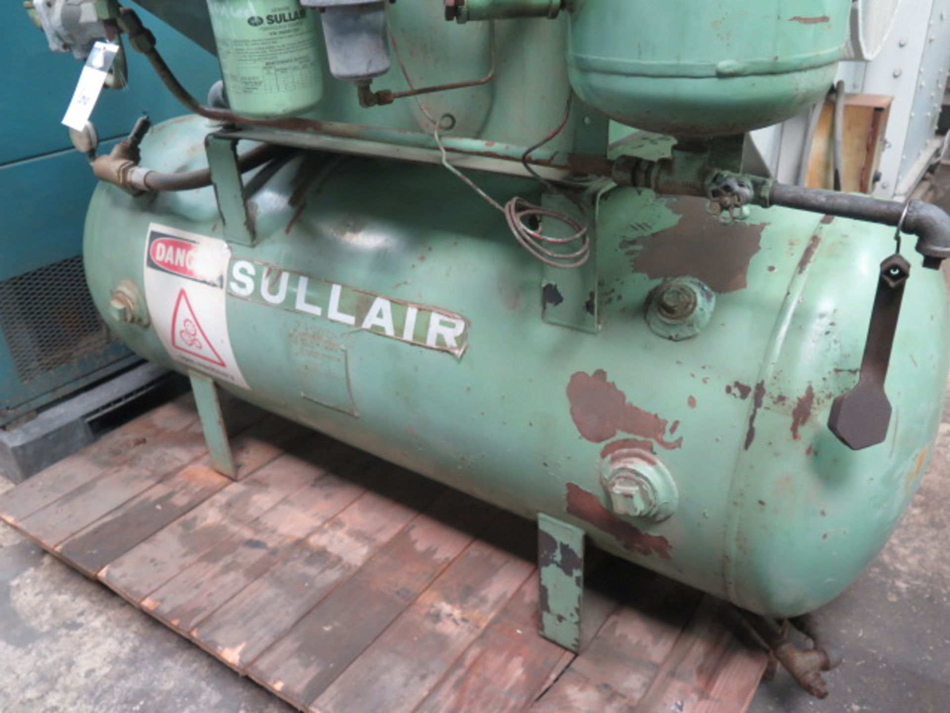 Sullair 10-25ACAC Rotary Vane Air Compressor s/n 003-76727 w/ Tank (SOLD AS-IS - NO WARRANTY) - Image 4 of 7