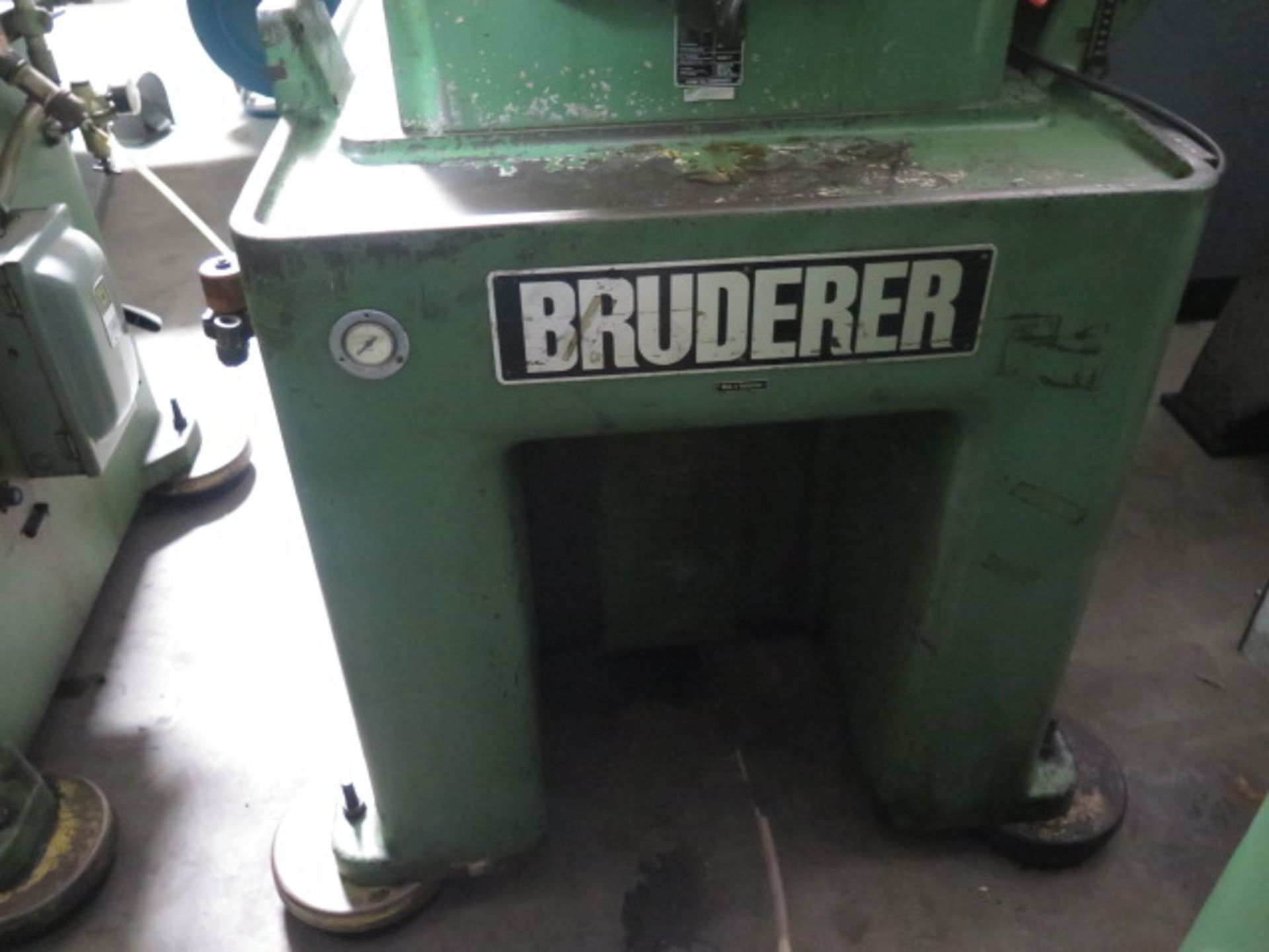 Bruderer BSTA30 33-Ton High Speed Stamping Press w/ Bruderer Controls, SOLD AS IS AND NO WARRANTY - Image 4 of 11