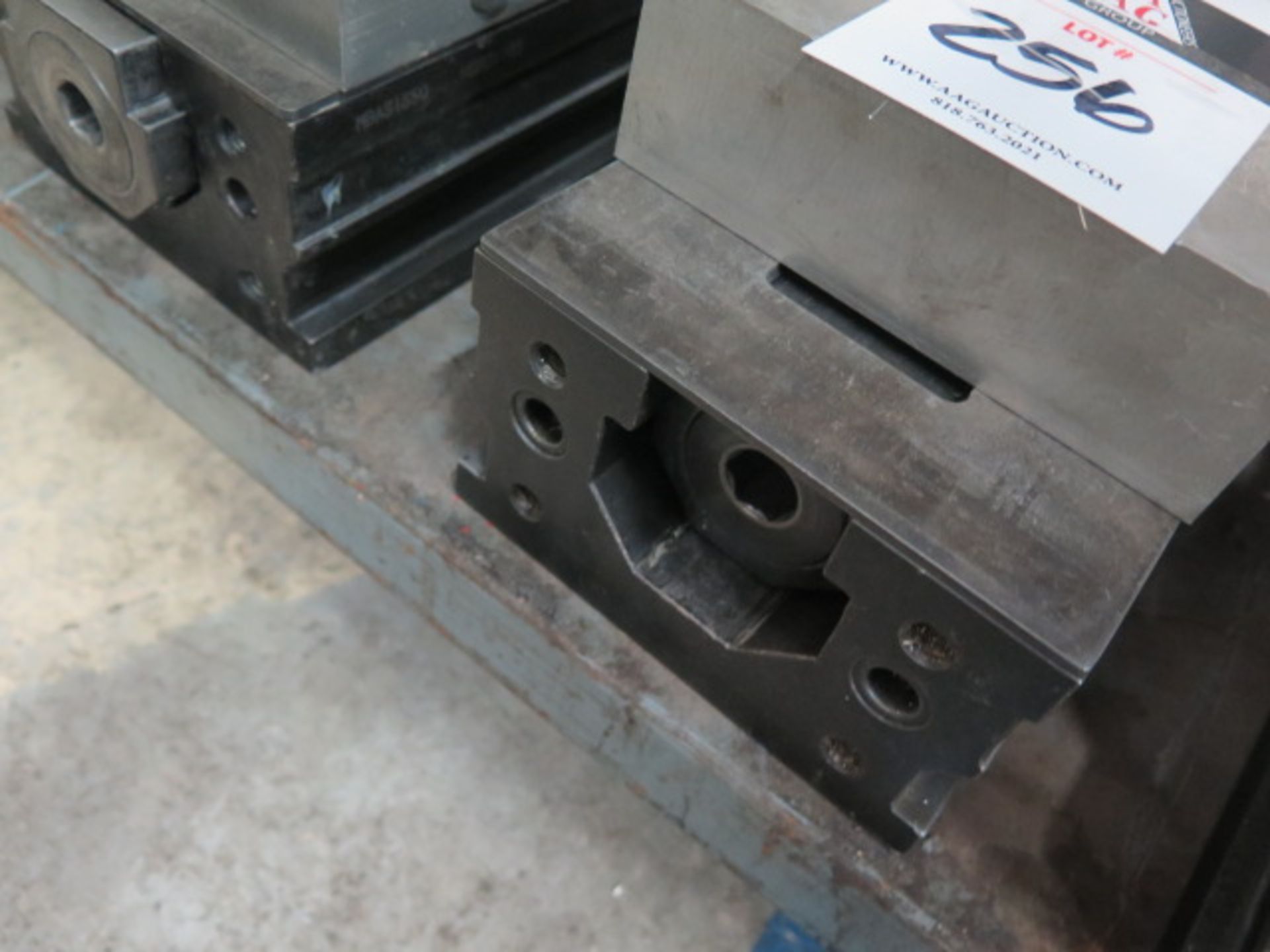 Chick 6” Double-Lock Vise (SOLD AS-IS - NO WARRANTY) - Image 2 of 3