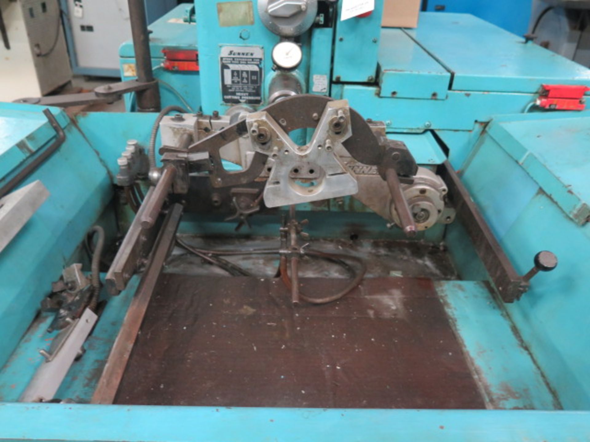 Sunnen MBB-1800 Honing Machine s/n 73805 w/ 12-Speeds, Power Stroke, Auto Sizing, Coolant SOLD AS IS - Image 4 of 8