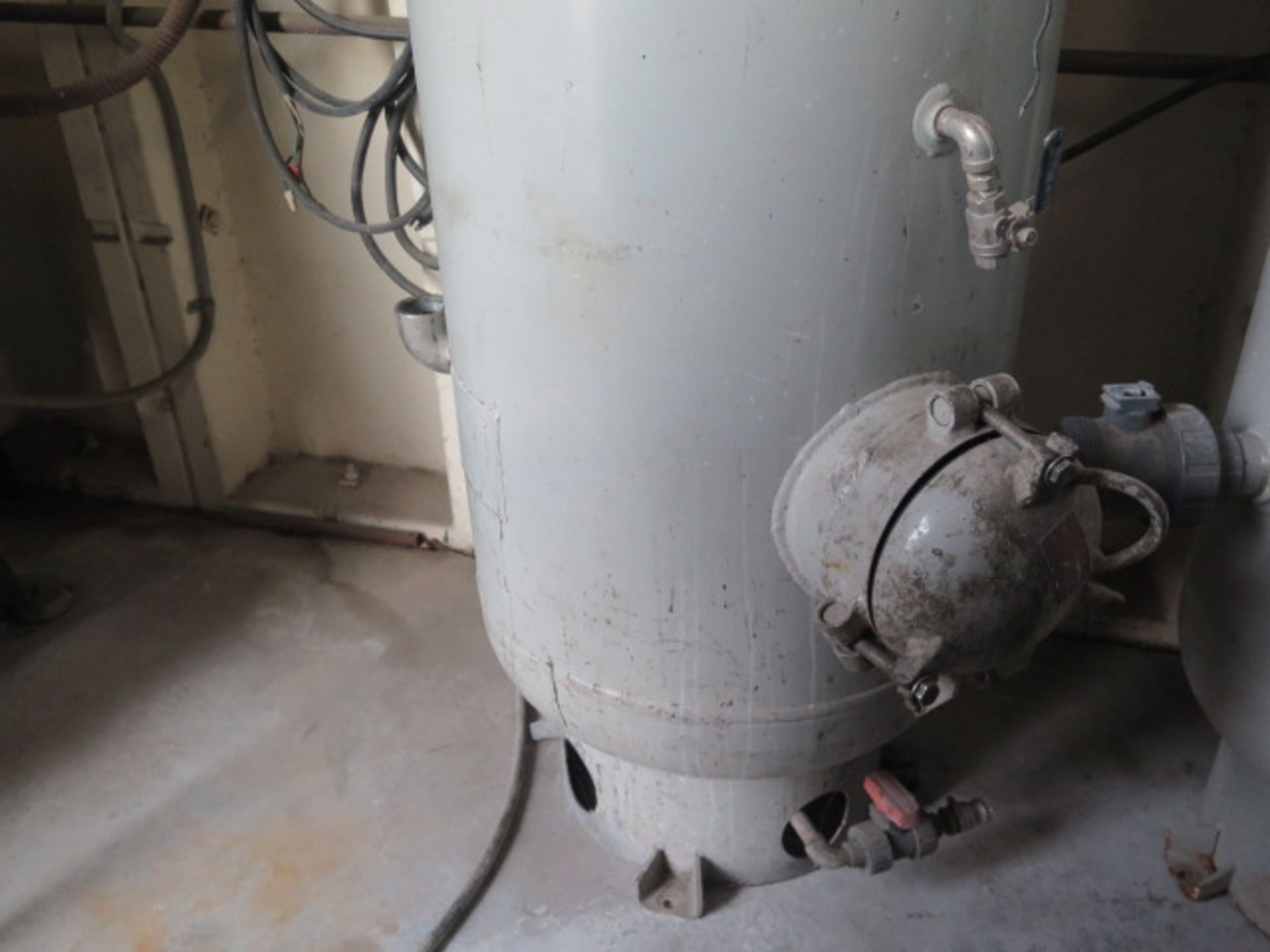 120 Gallon Receiver Air Tank (SOLD AS-IS - NO WARRANTY) - Image 3 of 6