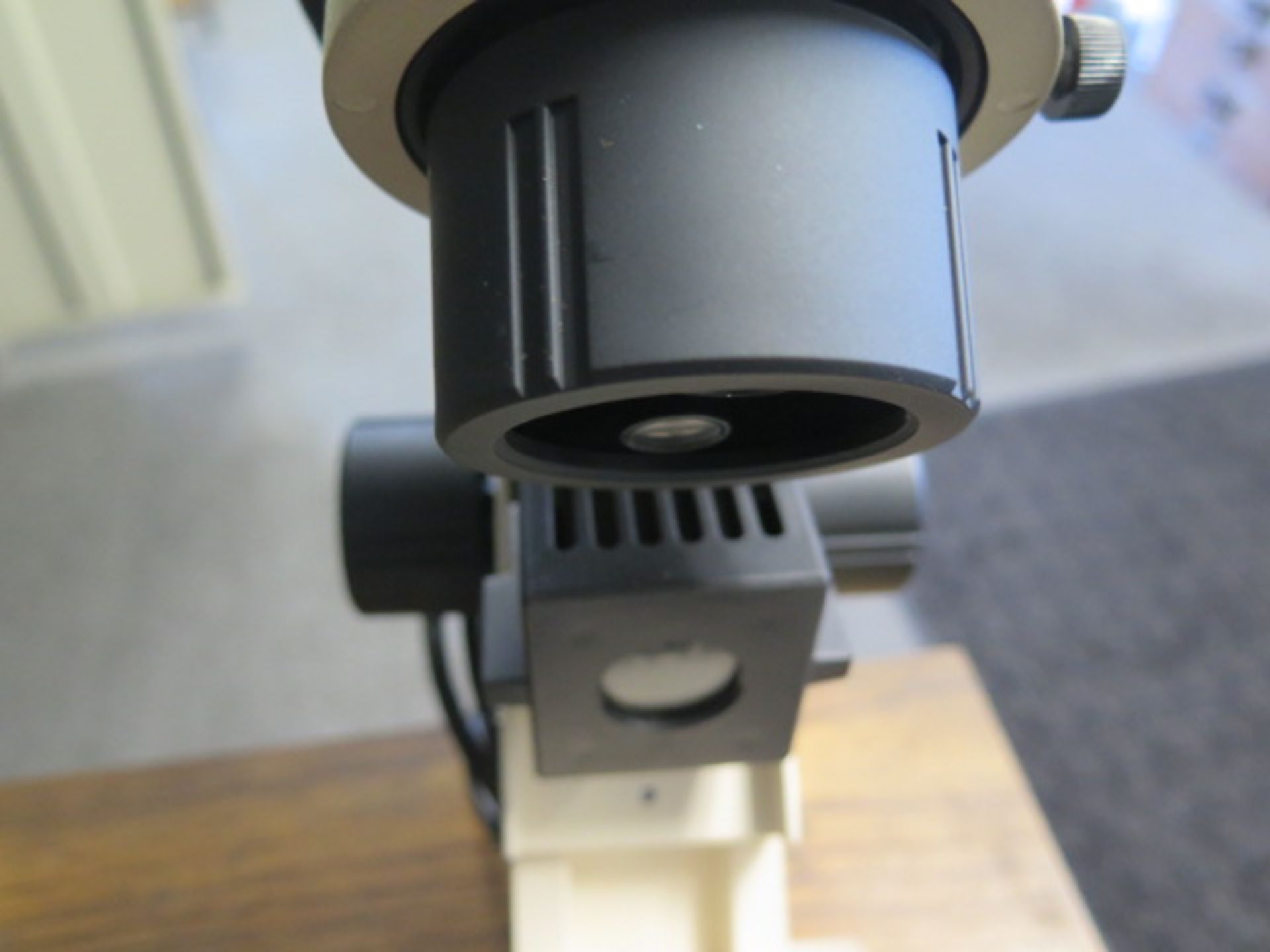 Swift Stereo Microscope w/ Light Source (SOLD AS-IS - NO WARRANTY) - Image 4 of 6