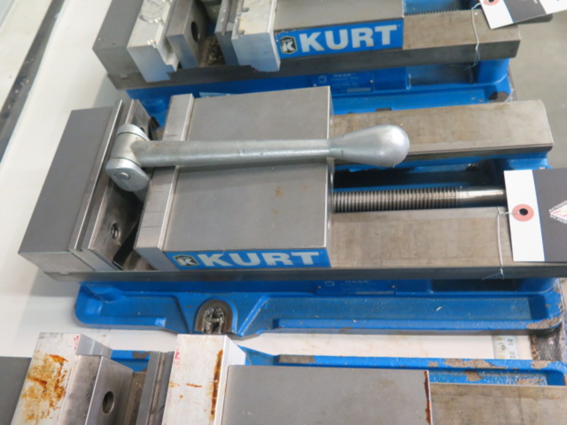 Kurt D688 6" Angle-Lock Vise (SOLD AS-IS - NO WARRANTY) - Image 3 of 4