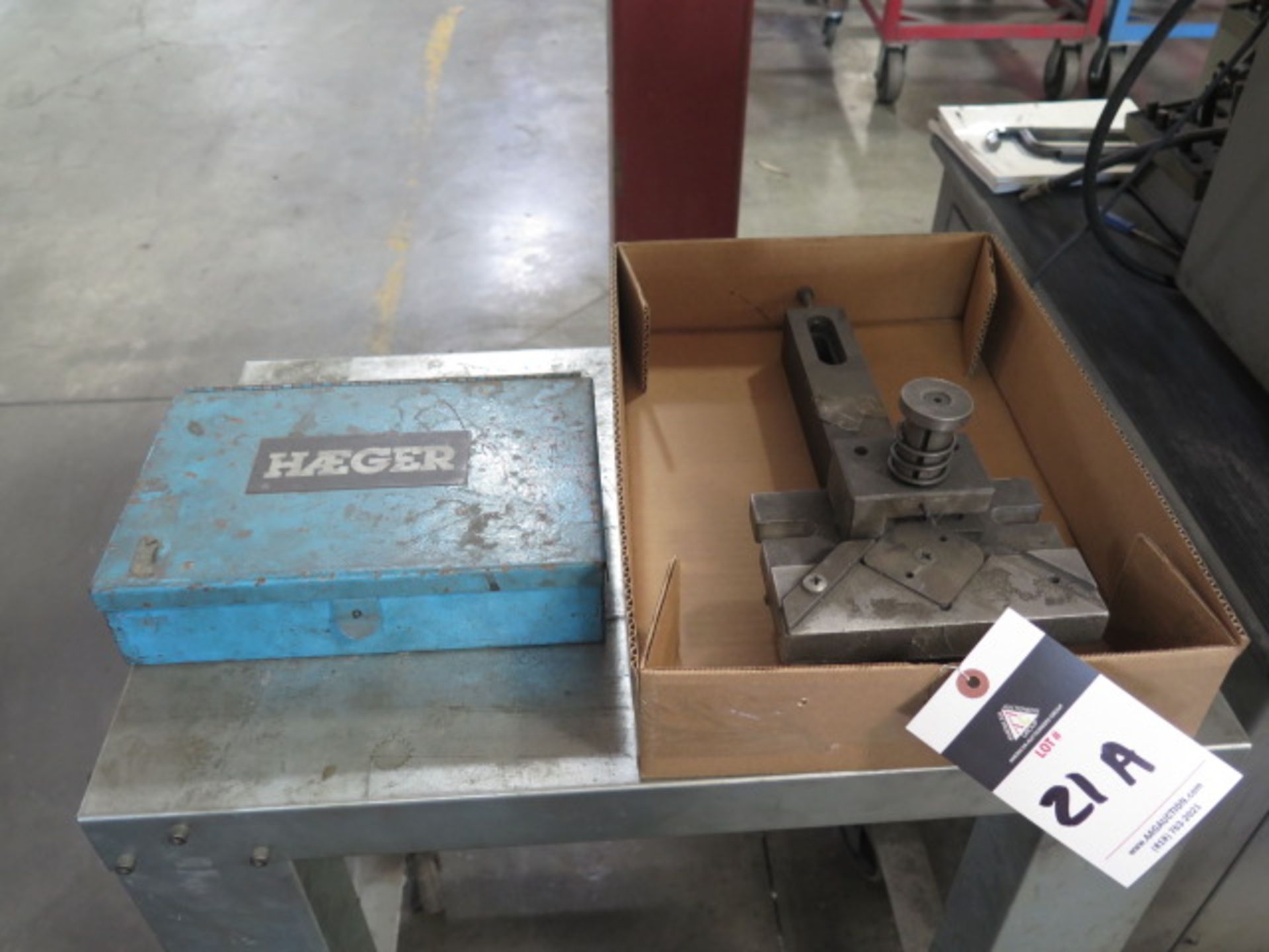 Haeger Corner Rounding Press Tool w/ Acces (SOLD AS-IS - NO WARRANTY)