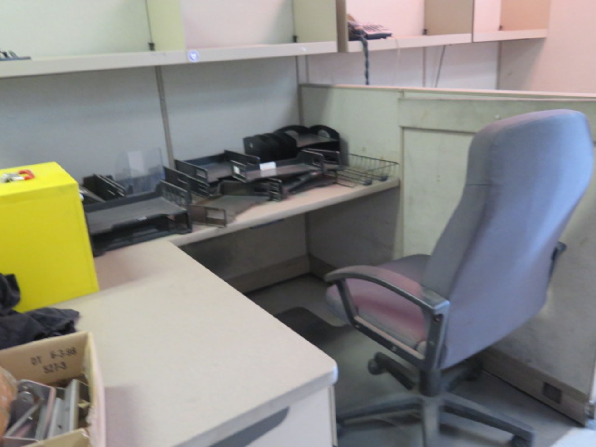 Office Cubicles (SOLD AS-IS - NO WARRANTY) - Image 3 of 4