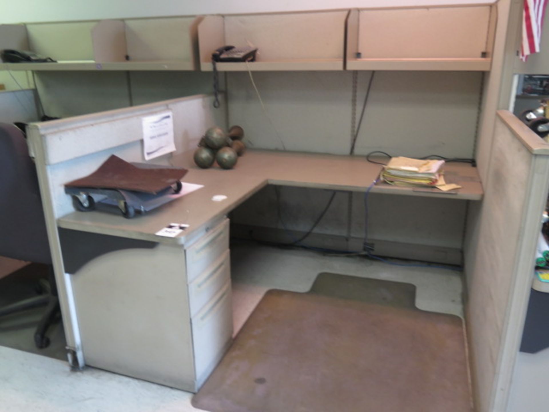 Office Cubicles (SOLD AS-IS - NO WARRANTY) - Image 4 of 4