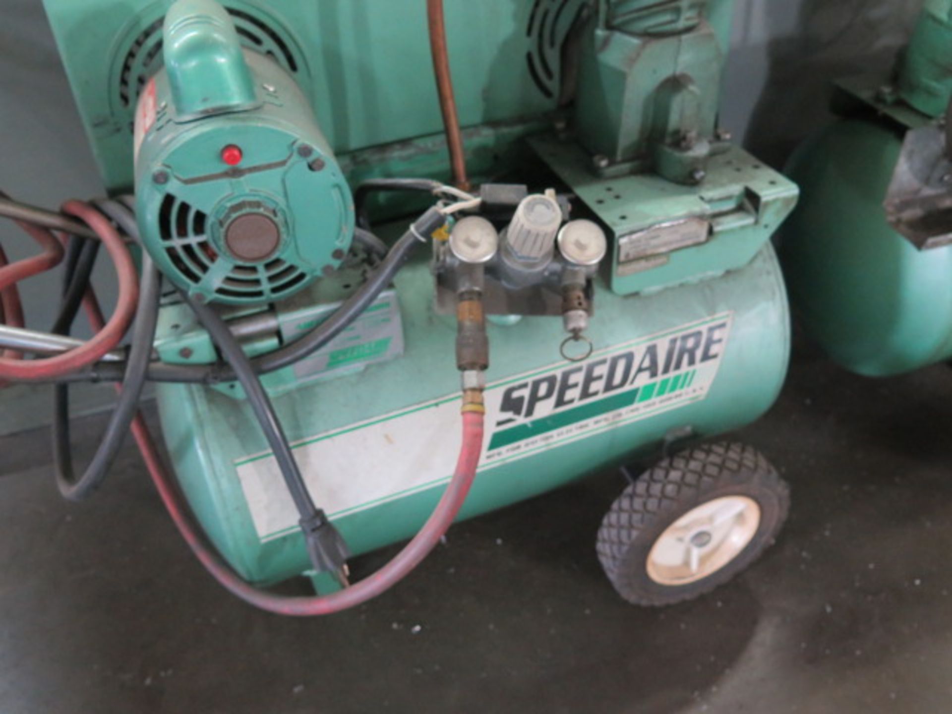 Speedaire Portable Air Compressor (SOLD AS-IS - NO WARRANTY) - Image 3 of 4