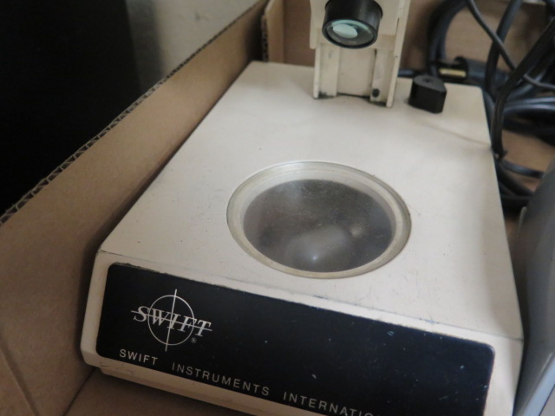 Swift Stereo Microscope w/ Light Source (SOLD AS-IS - NO WARRANTY) - Image 4 of 7