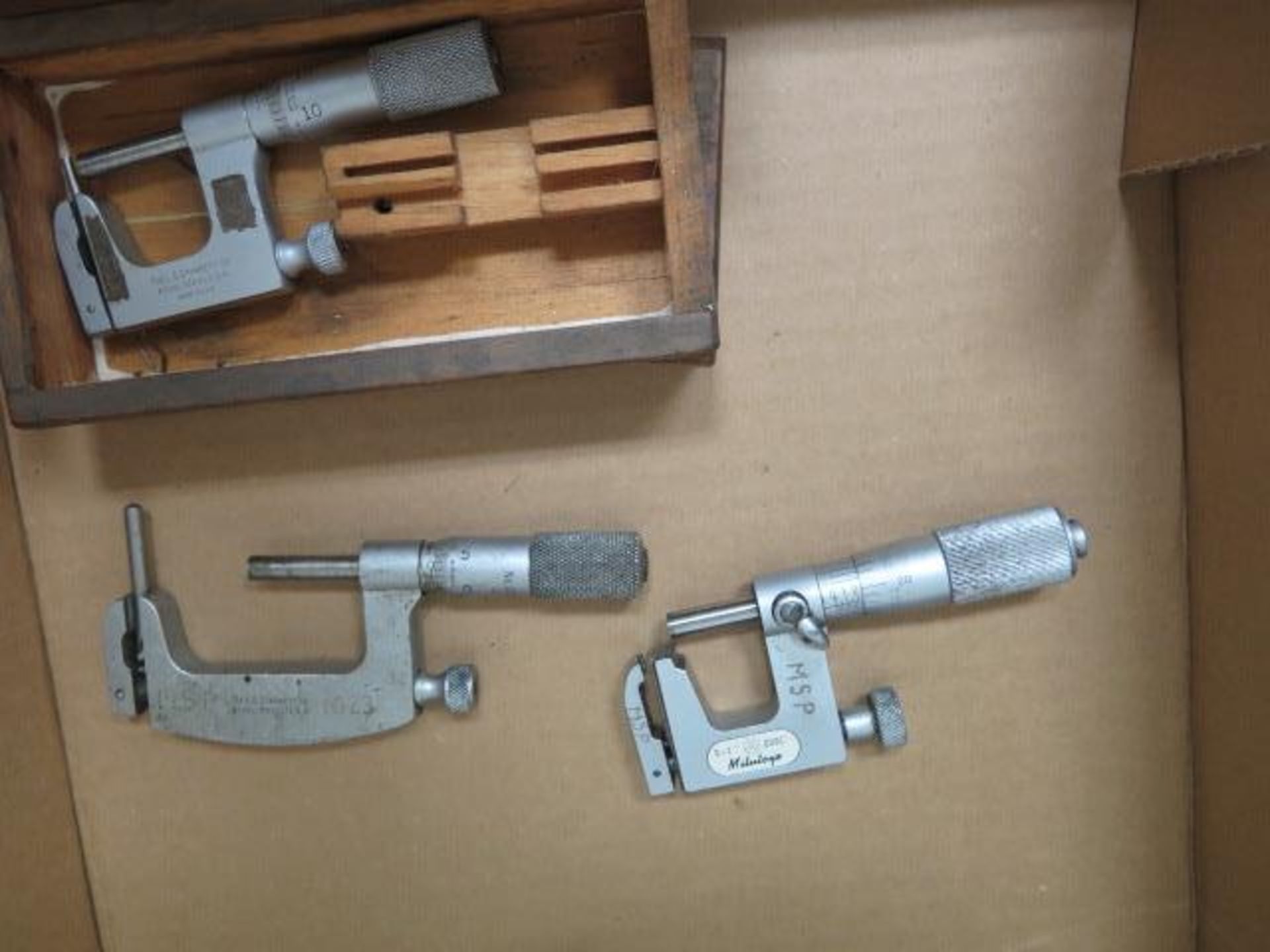 Mitutoyo and Starrett 0-1" and 1"-2" Anvil Mics (5) (SOLD AS-IS - NO WARRANTY) - Image 3 of 4