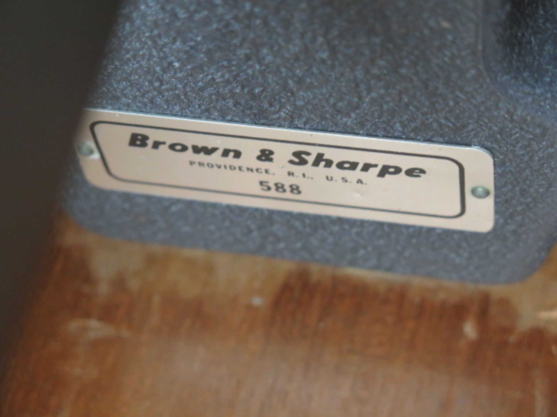 Brown & Sharpe 18" Vernier Height Gage (SOLD AS-IS - NO WARRANTY) - Image 4 of 4