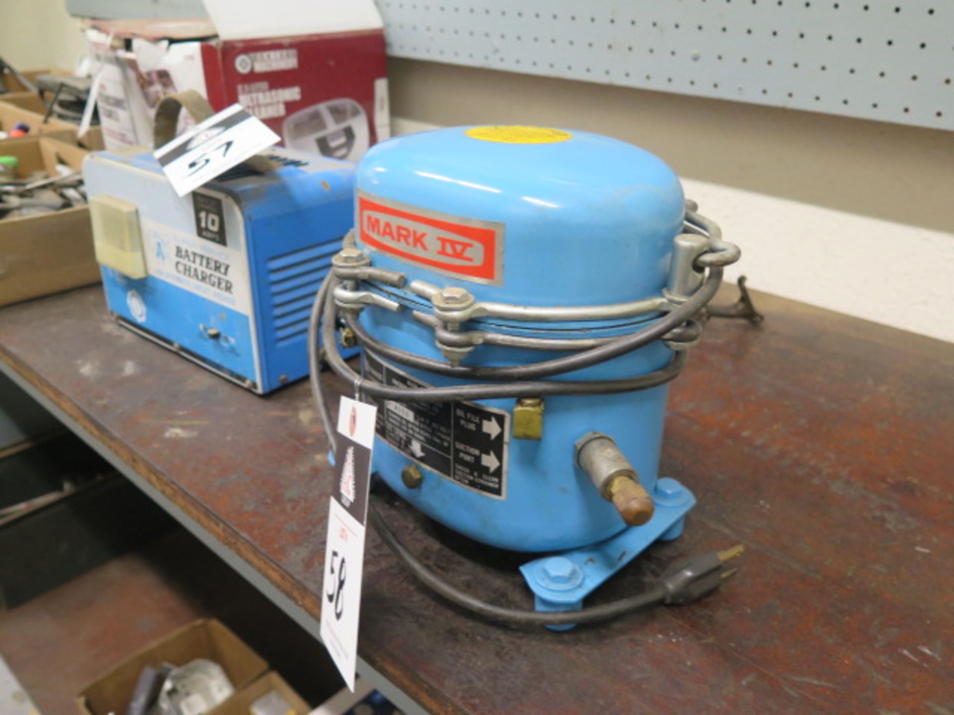 Vacuum Pump (SOLD AS-IS - NO WARRANTY) - Image 2 of 4