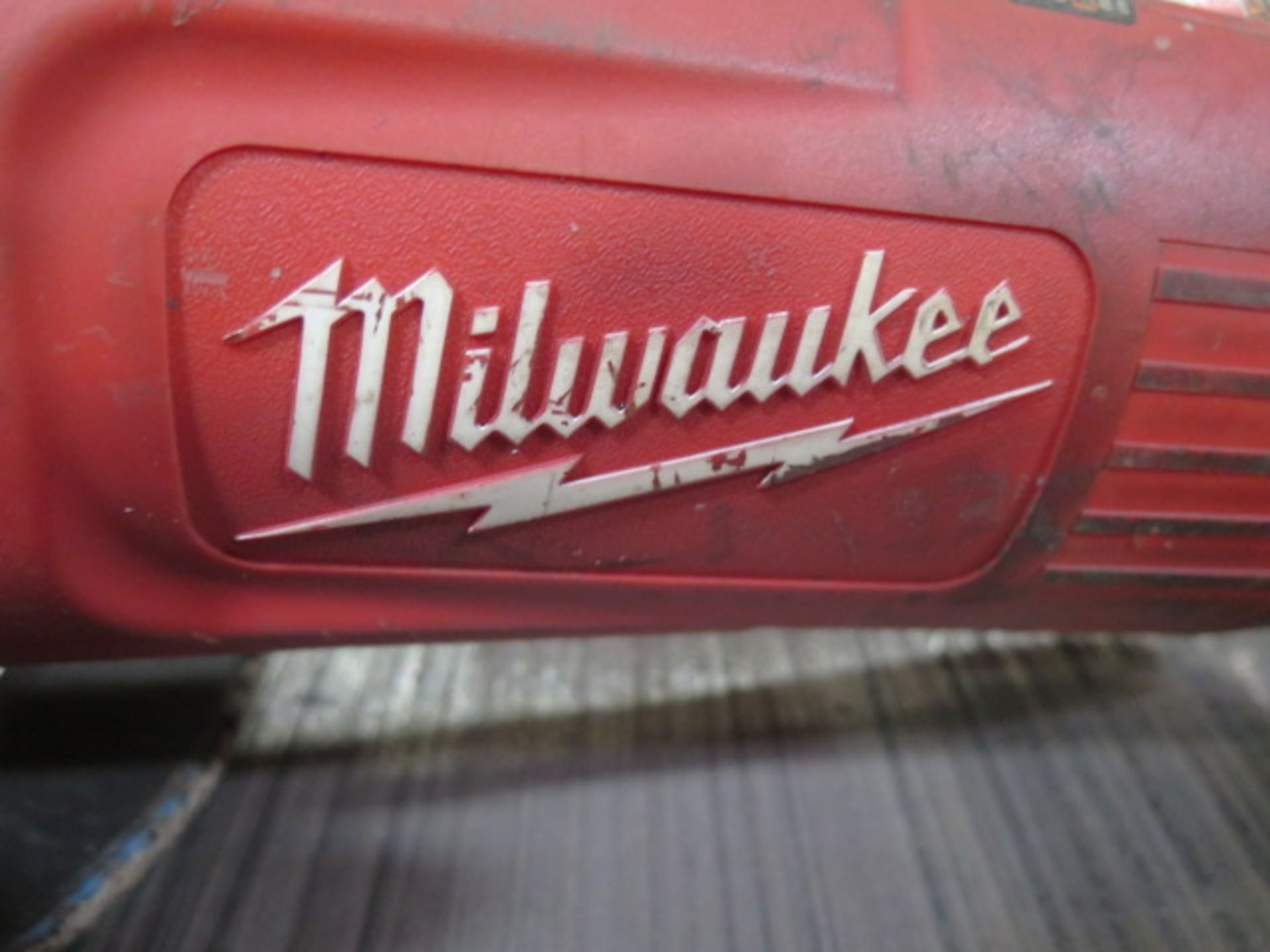 Milwaukee Angle Grinder (SOLD AS-IS - NO WATRRANTY) - Image 4 of 5