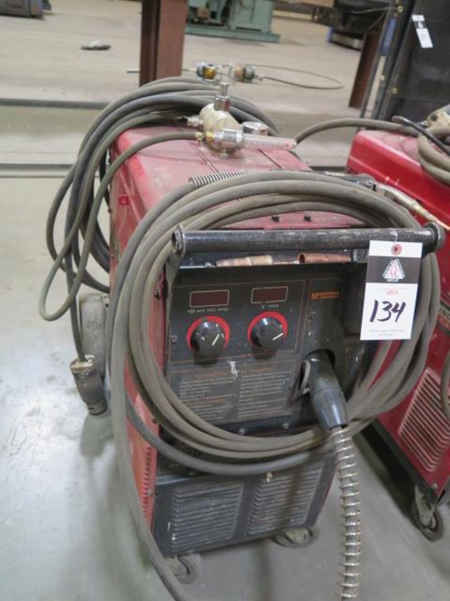 Lincoln Power MIG 255 MIG Welding Power Source s/n U1040504480 (SOLD AS-IS - NO WATRRANTY) - Image 3 of 8