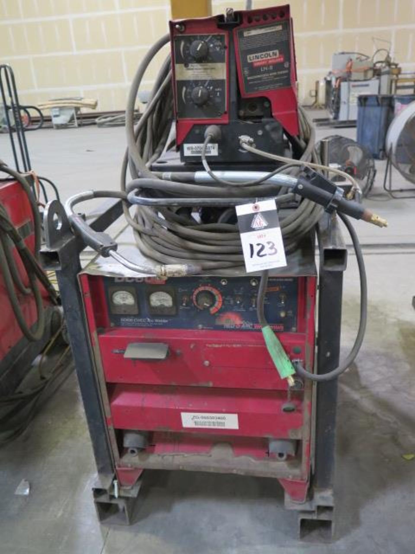 Lincoln DC-600 CV/CC Arc Welding Power Source s/n U1060343400 w/ Lincoln LN-8 Wire Feeder SOLD AS IS