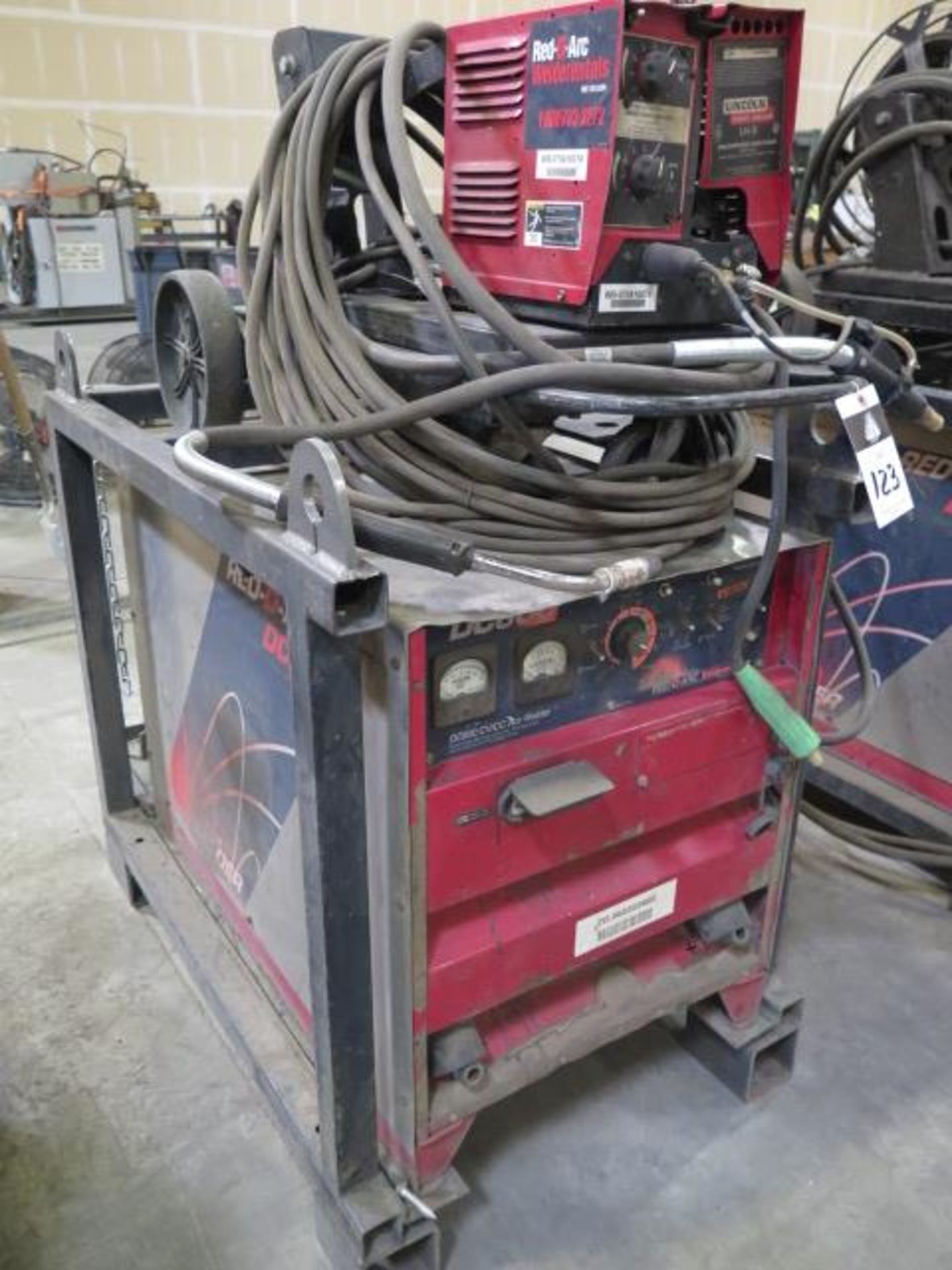 Lincoln DC-600 CV/CC Arc Welding Power Source s/n U1060343400 w/ Lincoln LN-8 Wire Feeder SOLD AS IS - Image 3 of 8