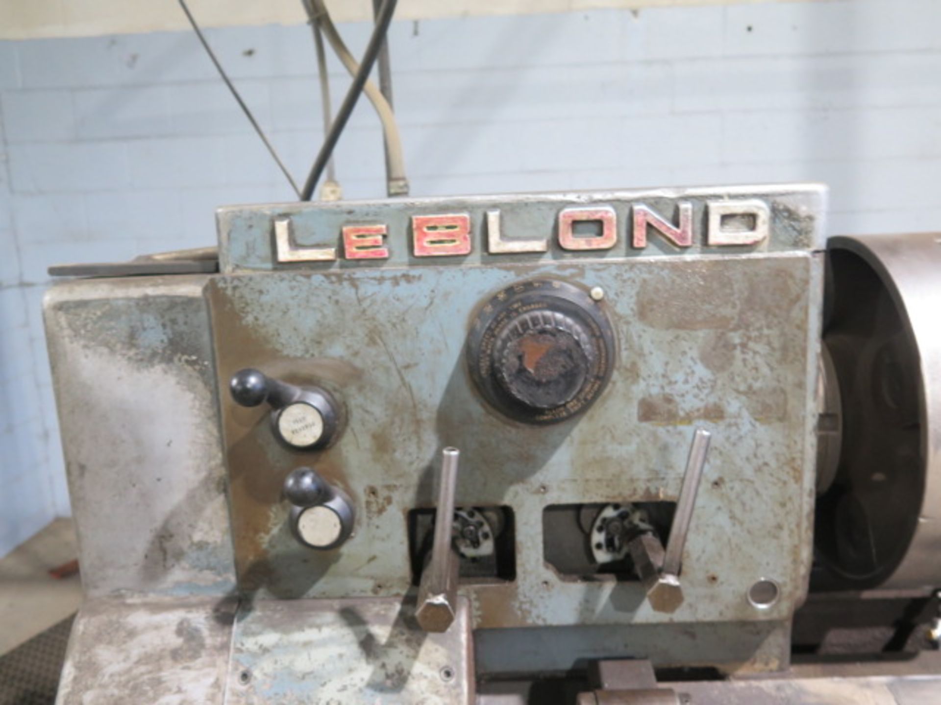 LeBlond 19” x 106” Lathe w/ 25-1000 Dial Change RPM, Inch Threading, Tailstock, (2) Steady Rests, - Image 5 of 11