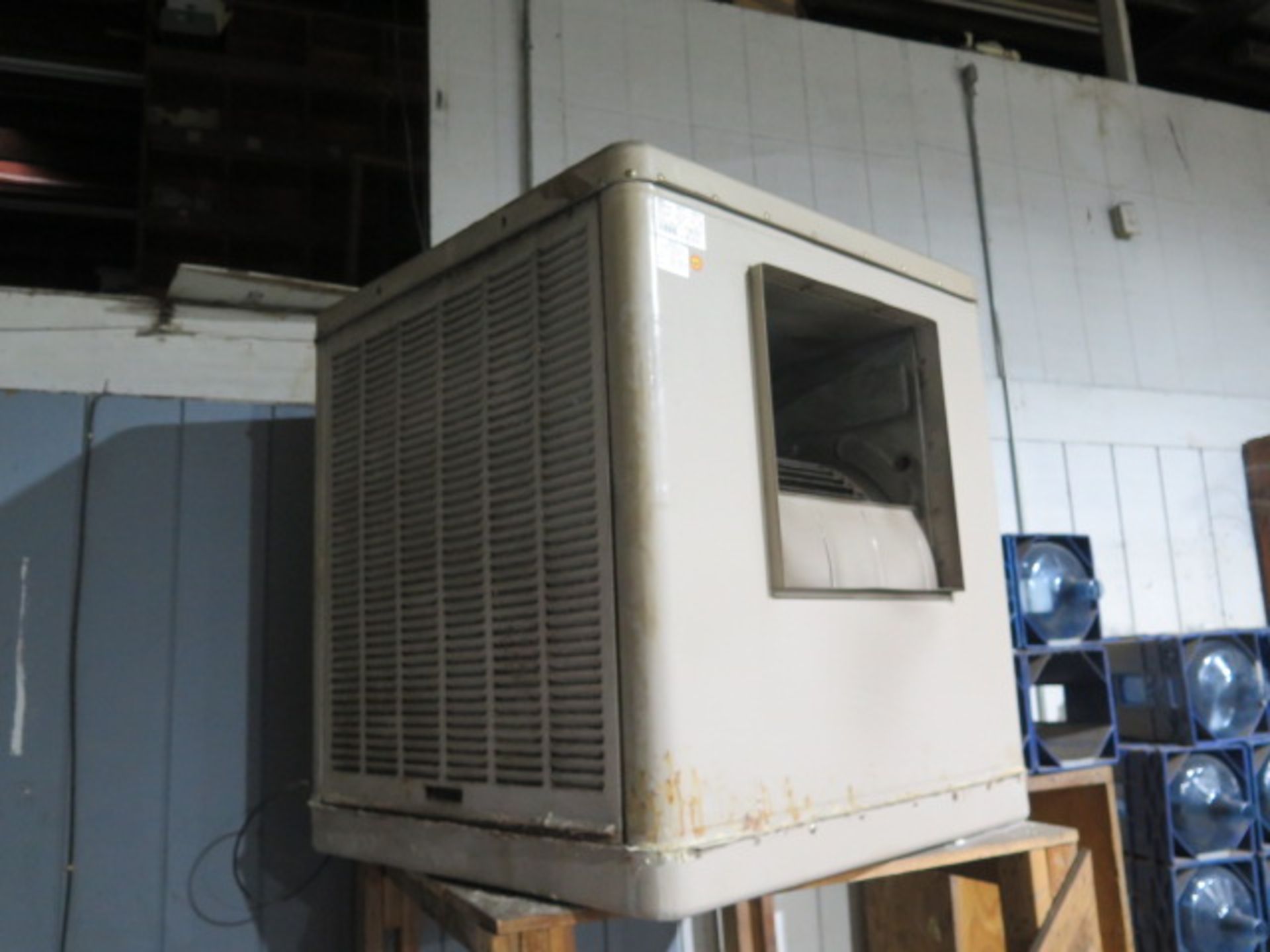 Swamp Cooler (SOLD AS-IS - NO WARRANTY)