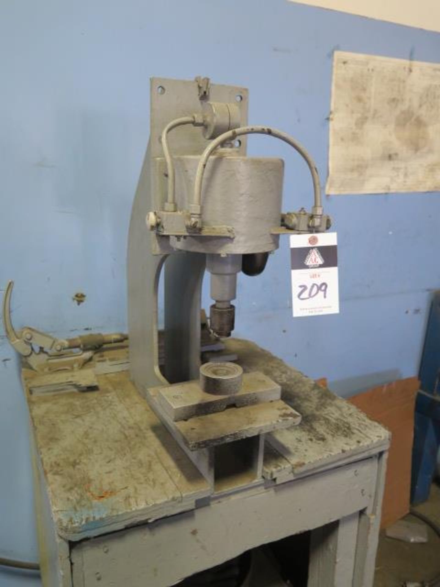 Pneumativ Press (SOLD AS-IS - NO WARRANTY)