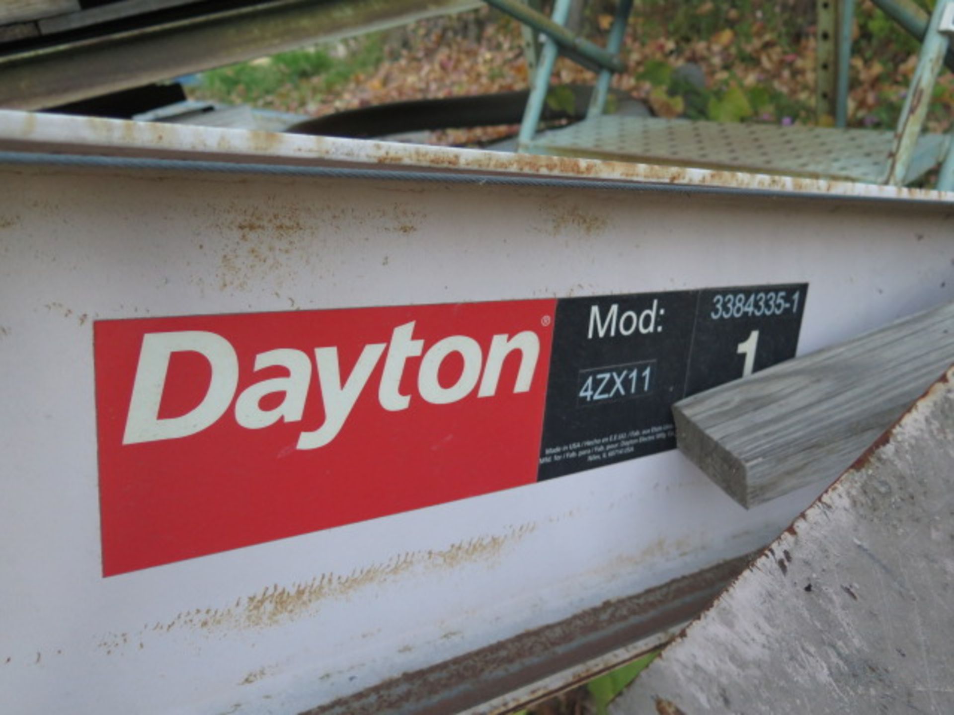 Dayton mdl. 4ZX11 1-To Cap Floor Mounted Jib w/ Pneumatic Hoist (SOLD AS-IS - NO WARRANTY) - Bild 5 aus 5