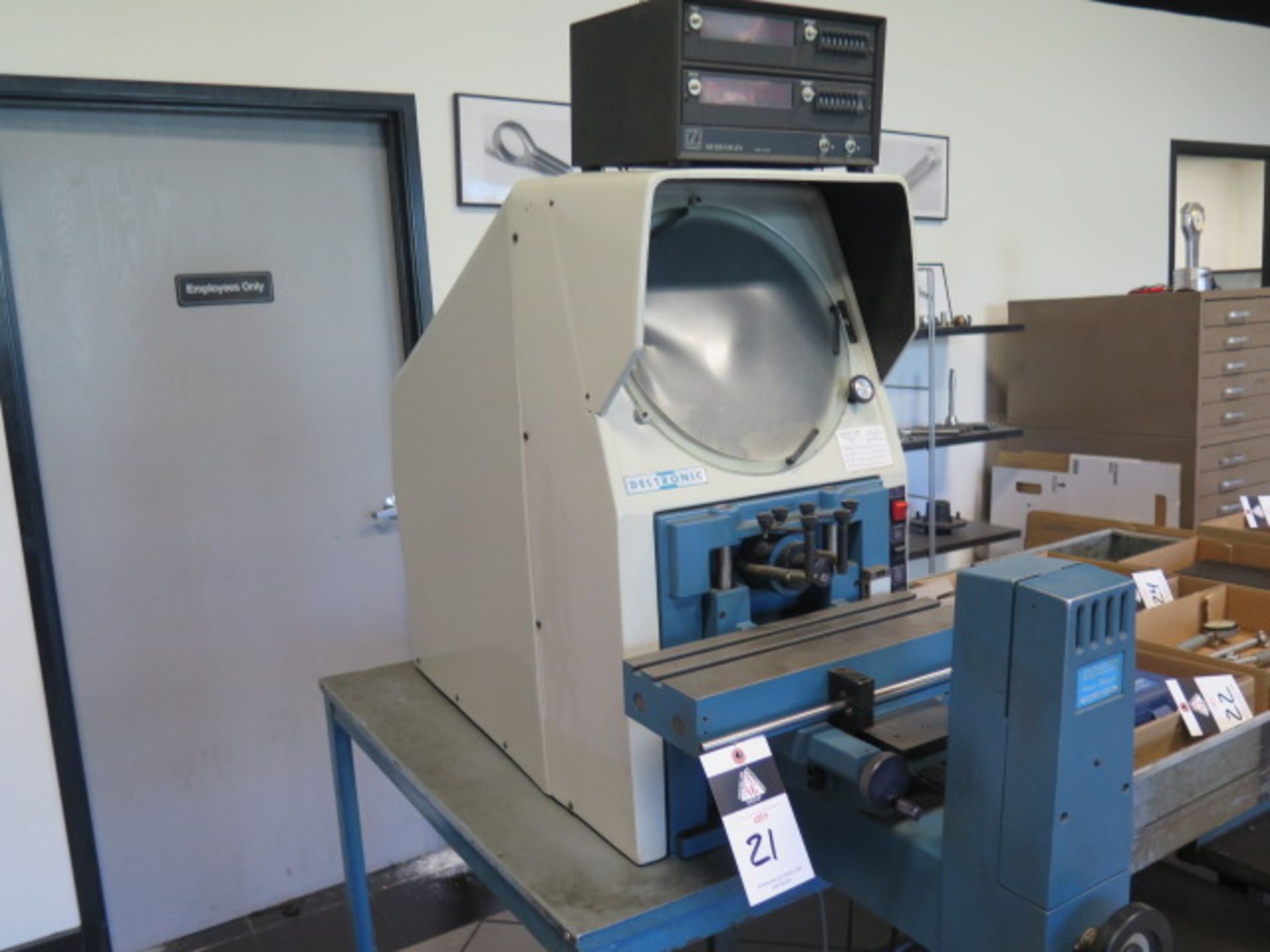 Deltronic Image Master 330A 12” Optical Comparator s/n 180117 w/ Surface and Profile Illumination, - Image 2 of 8