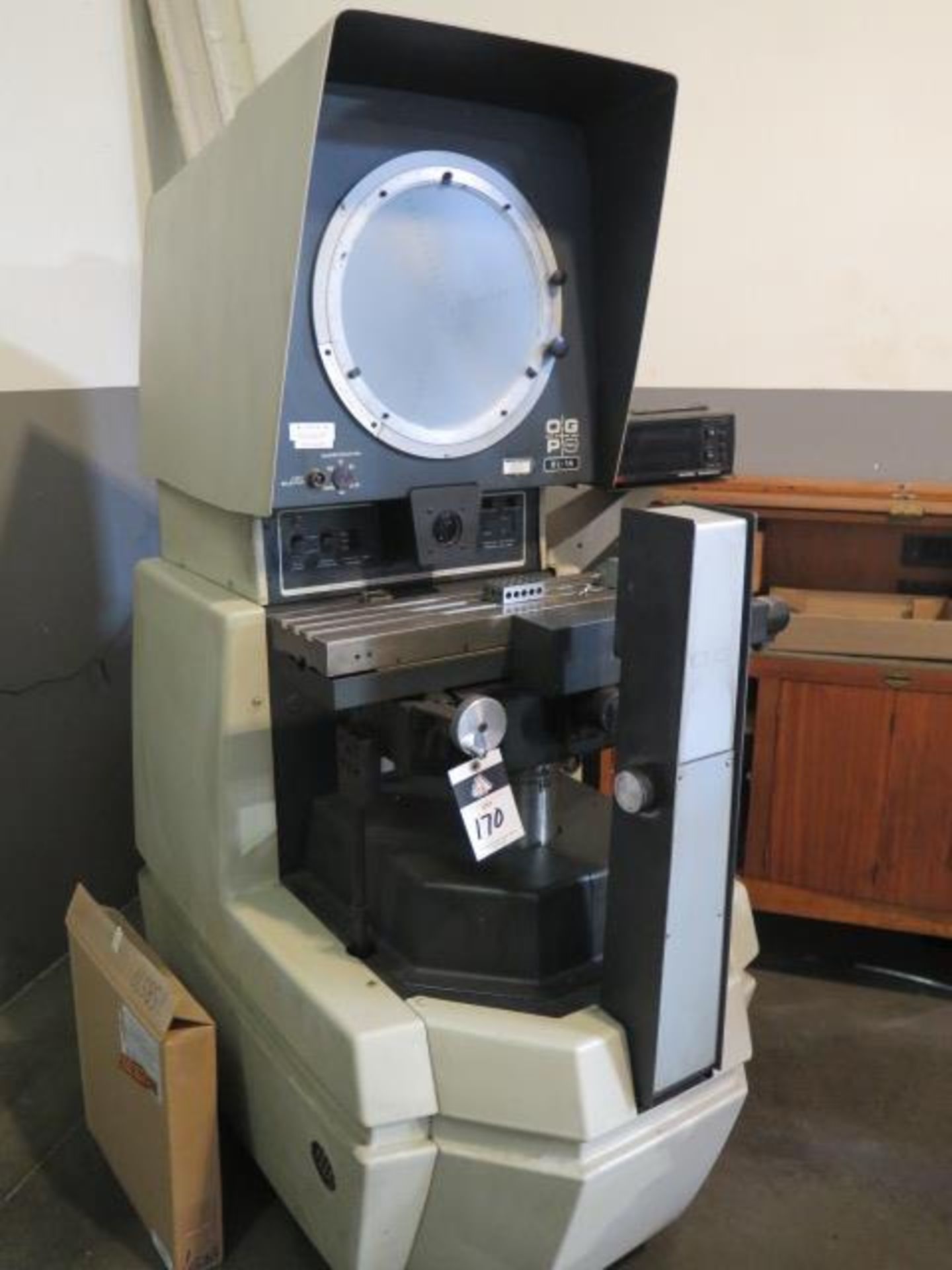 OPG XL-14 14” Optical Comparator w/ Futaba DRO, Surface Illumination, 6 ½” x 27” Table (SOLD AS-IS - - Bild 2 aus 10