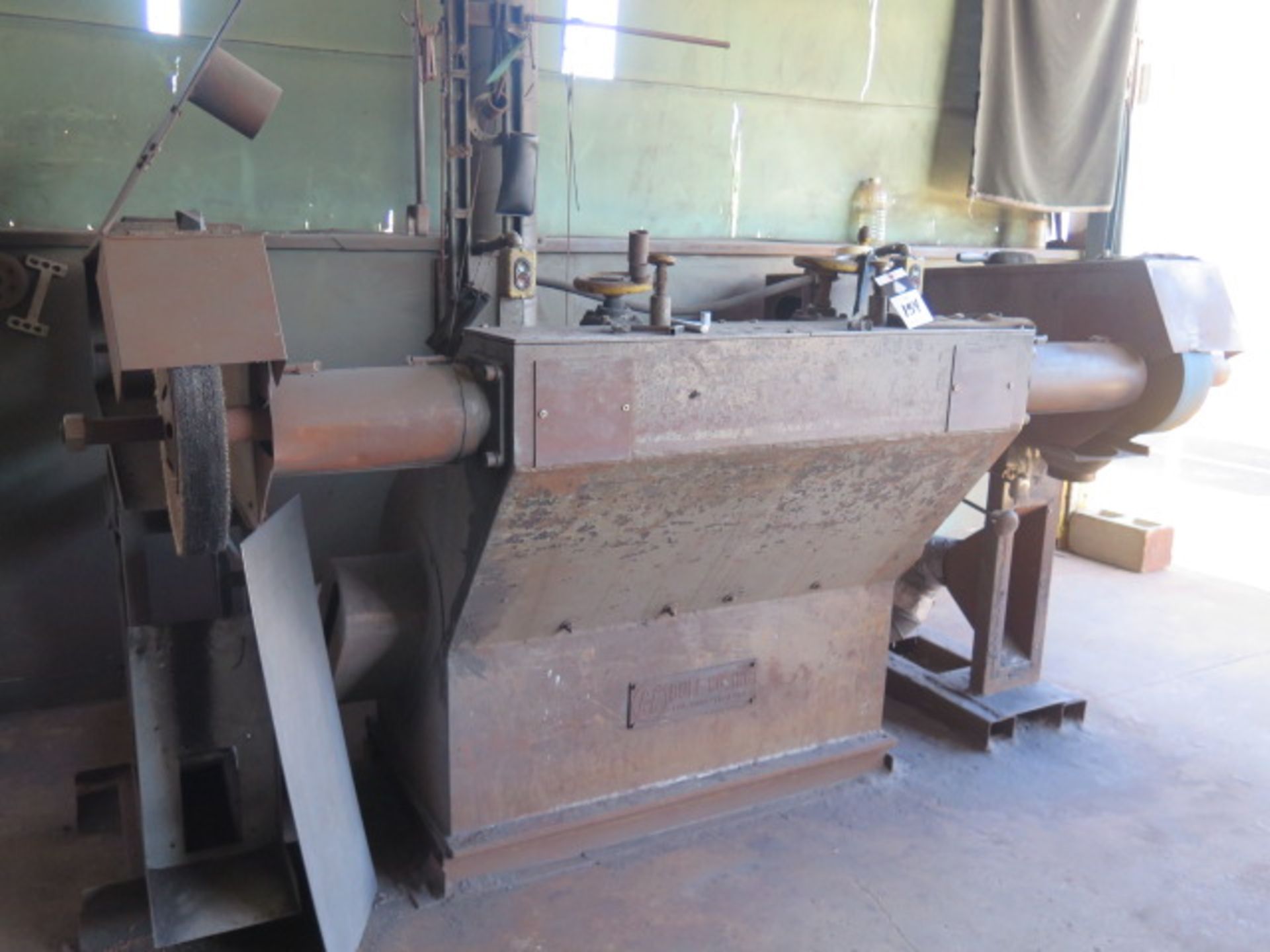 Buff-Co Polishing Mill w/ 4" Belt Sander (SOLD AS-IS - N0 WARRANTY) - Image 2 of 8