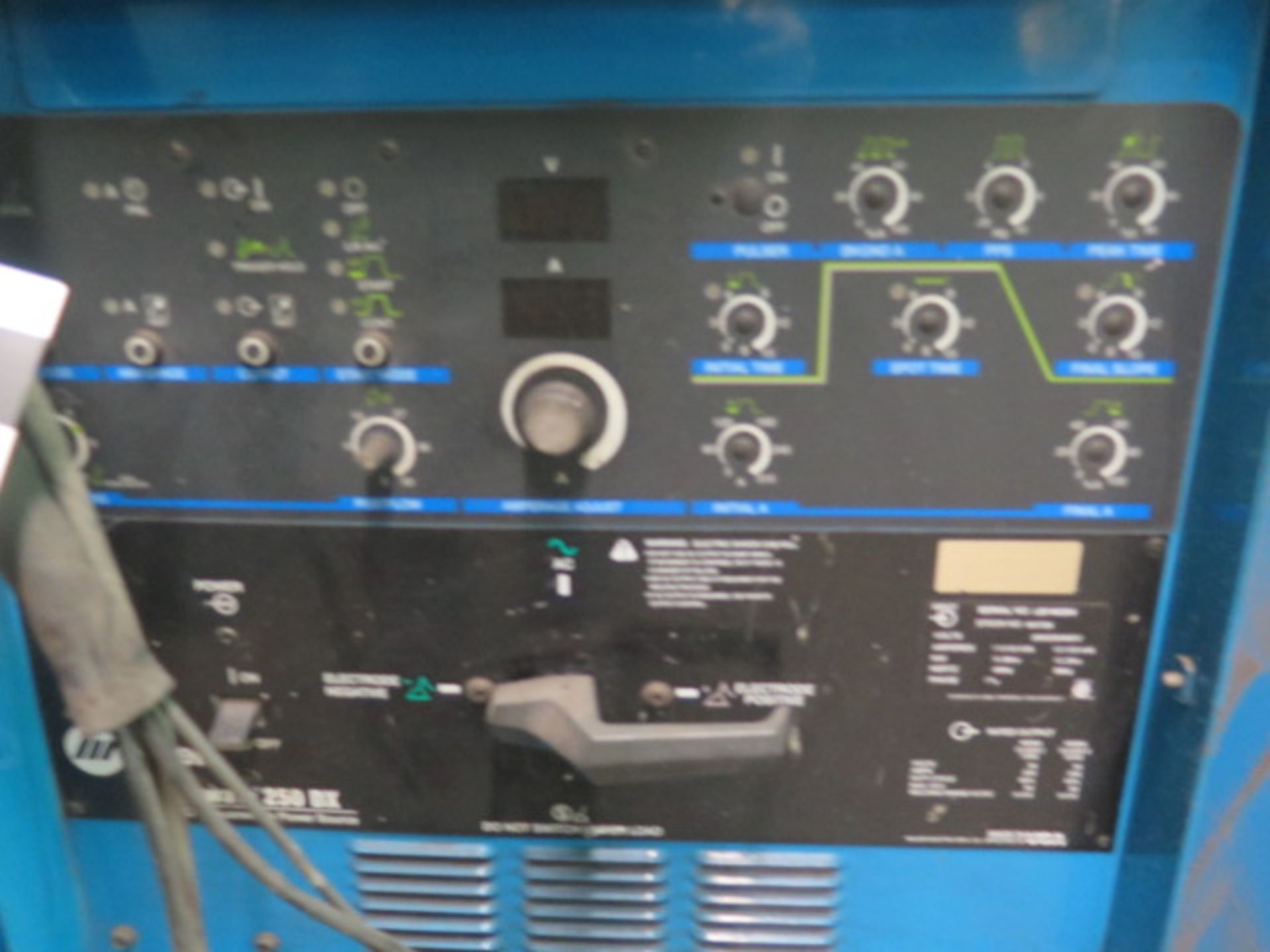 Miller Syncrowave 250DX Arc Welding Power Source (NEEDS REPAIR) s/n LB146264 w/ Cooler (SOLD AS-IS - - Image 6 of 7