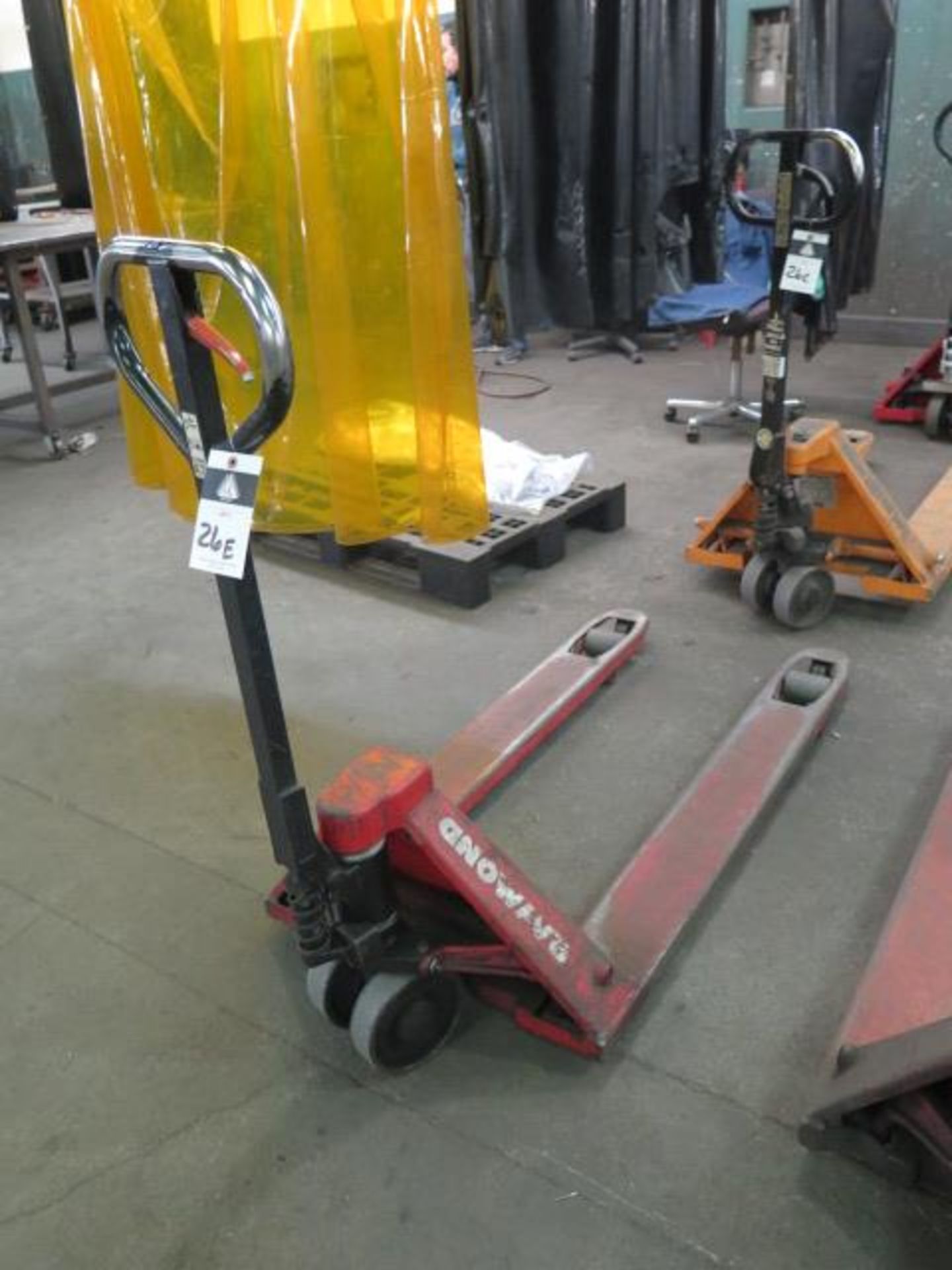 Raymond Pallet Jack (SOLD AS-IS - NO WARRANTY)