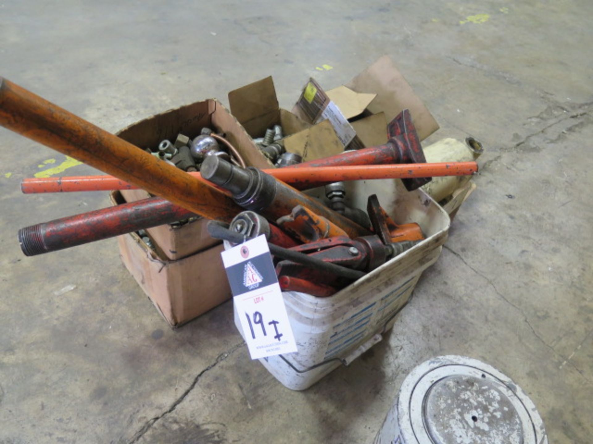 Misc Hydraulic Rams and Acces (SOLD AS-IS - NO WARRANTY)