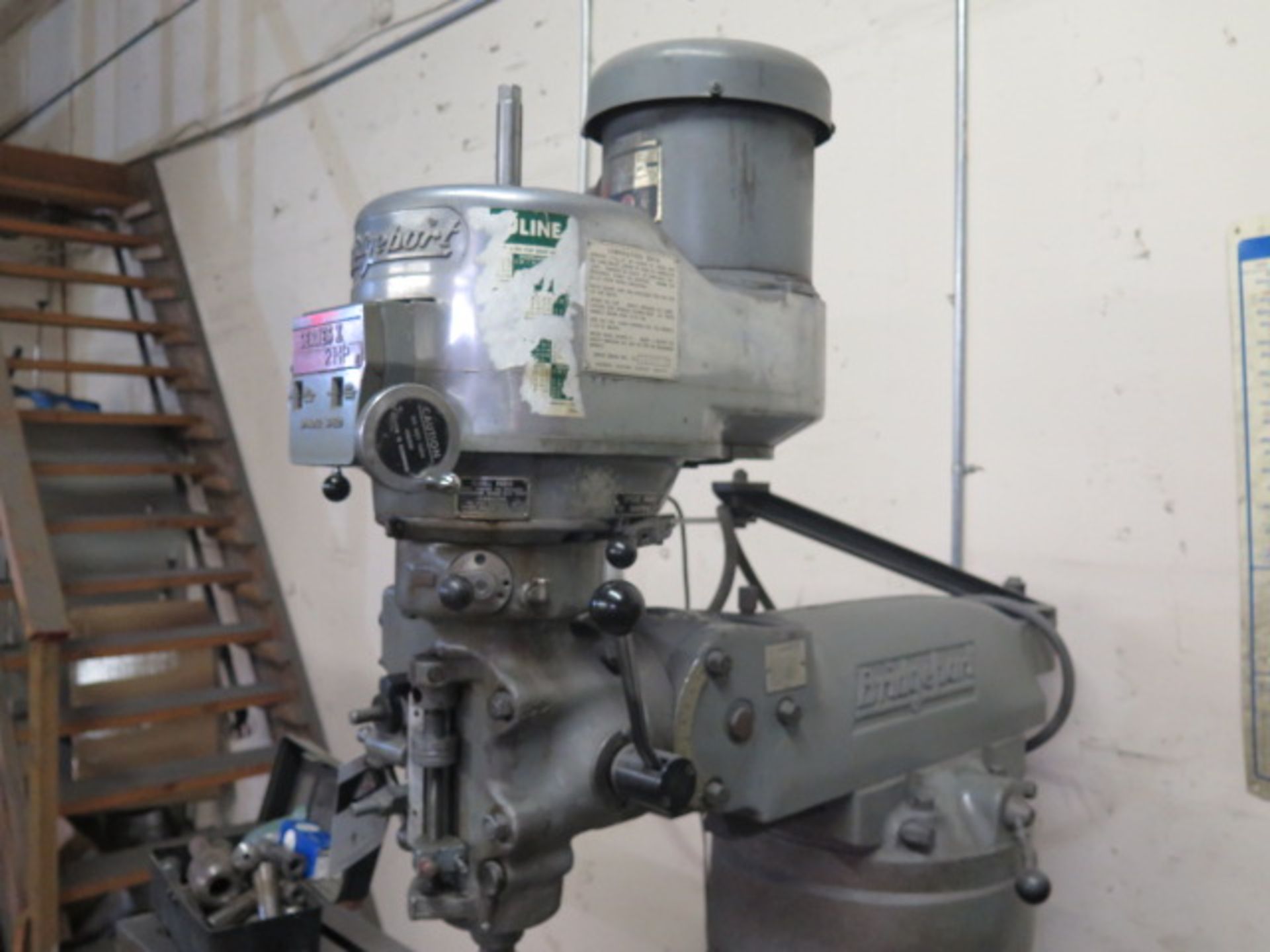 Bridgeport Series 1 - 2Hp Vertical Mill s/n 190427 w/ 40-4200 Dial Change RPM, Chr Ways, SOLD AS IS - Image 4 of 10