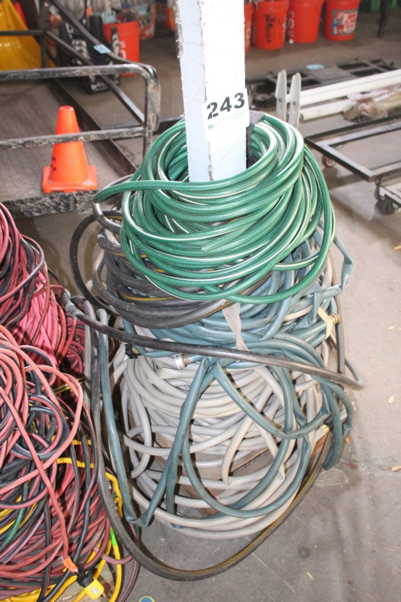 LARGE QUANTITY OF WATERING HOSE