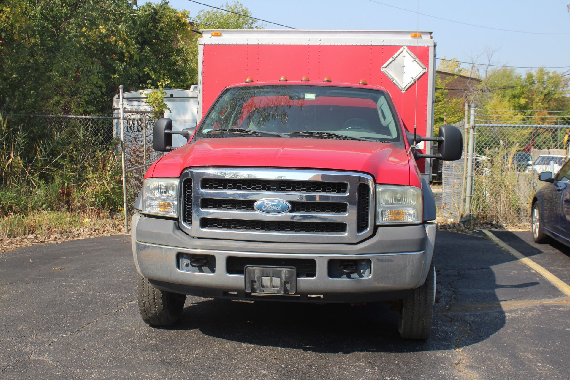 2006 FORD F-450 SUPER DUTY BOX TRUCK, DIESEL, 6.0L V-8, AUTO., 4WD, VIN 1FDXF47P46ED18380, 22,274 - Image 2 of 10