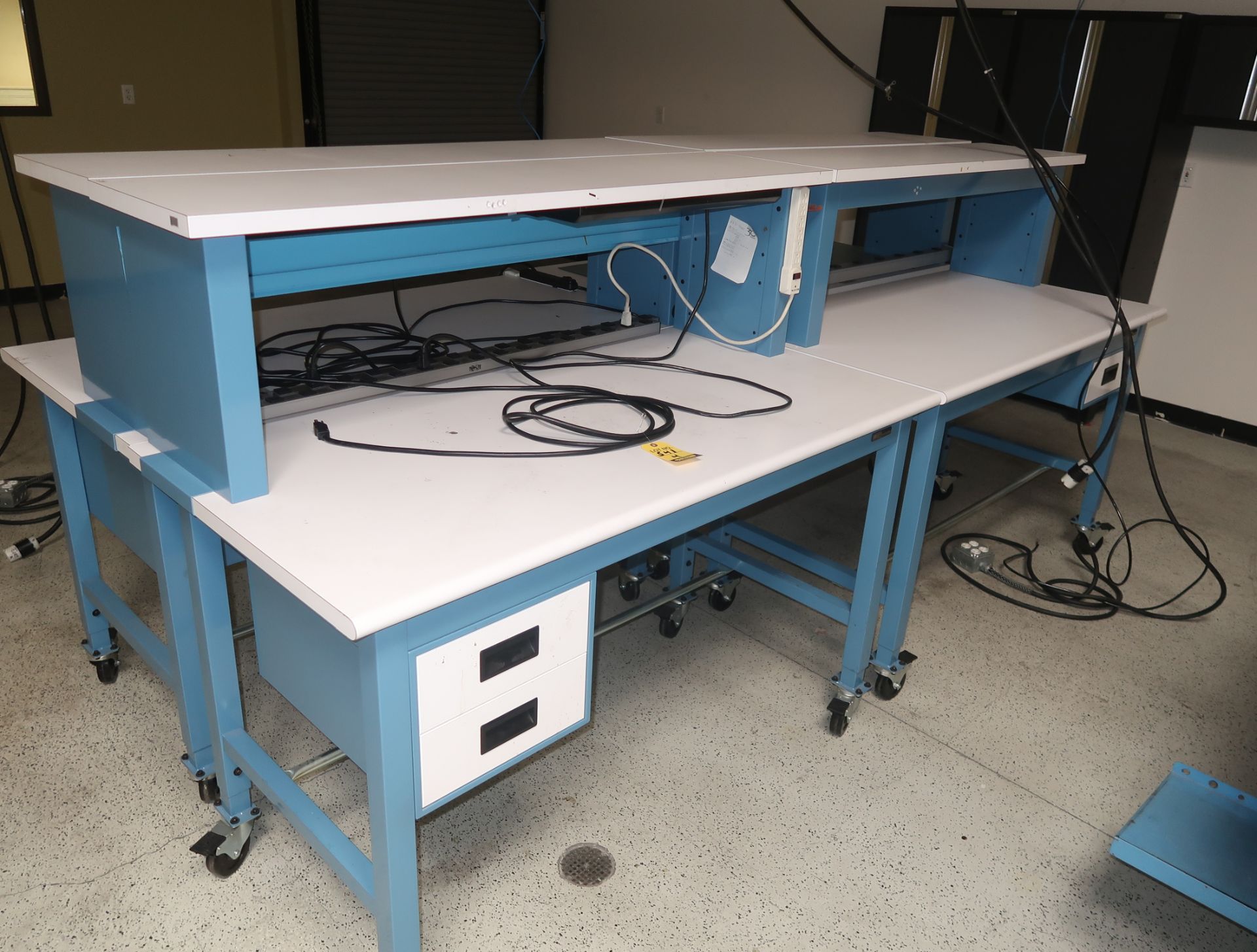 VAC INDUSTRIES LAB TABLES ON CASTERS