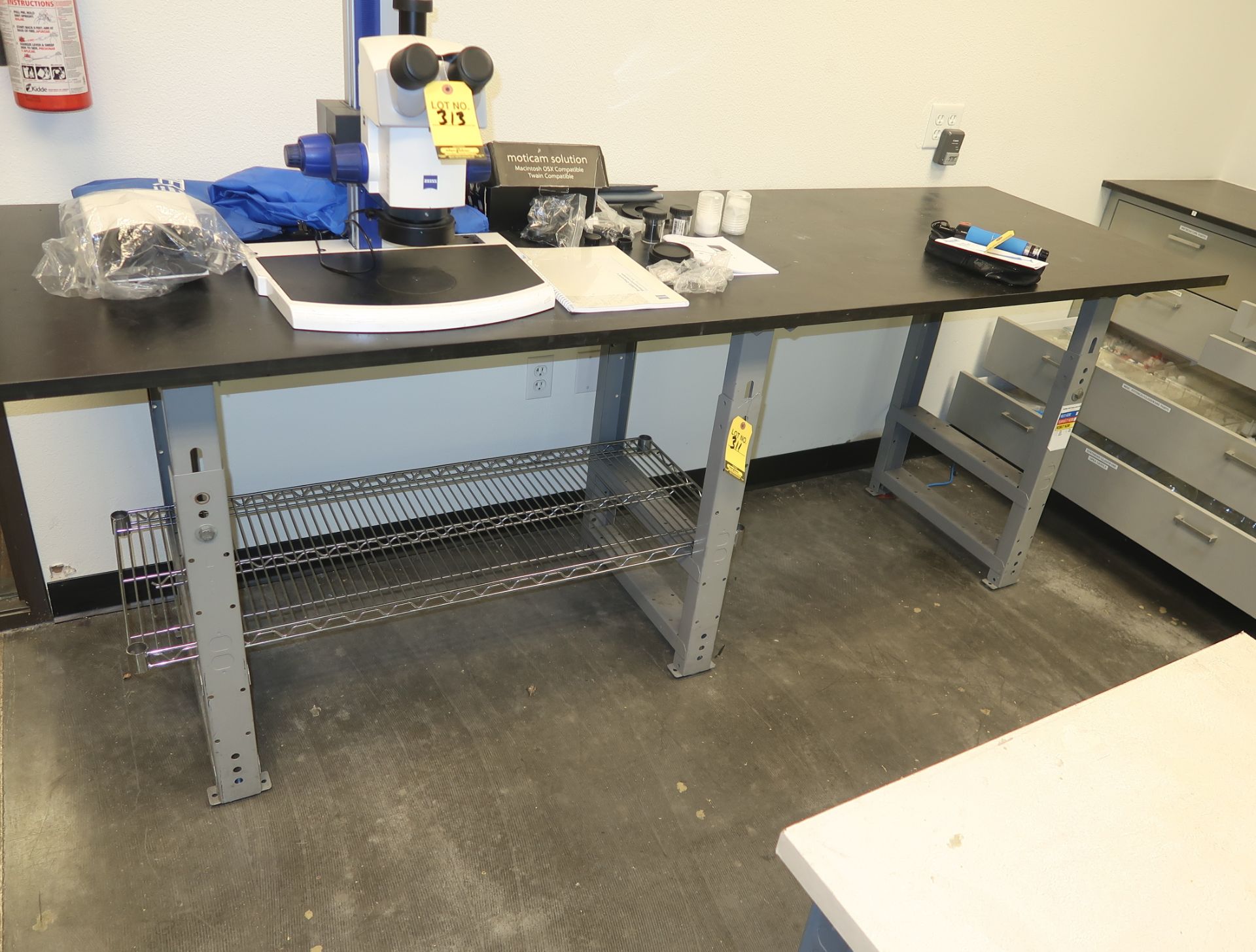 8' LAB BENCH