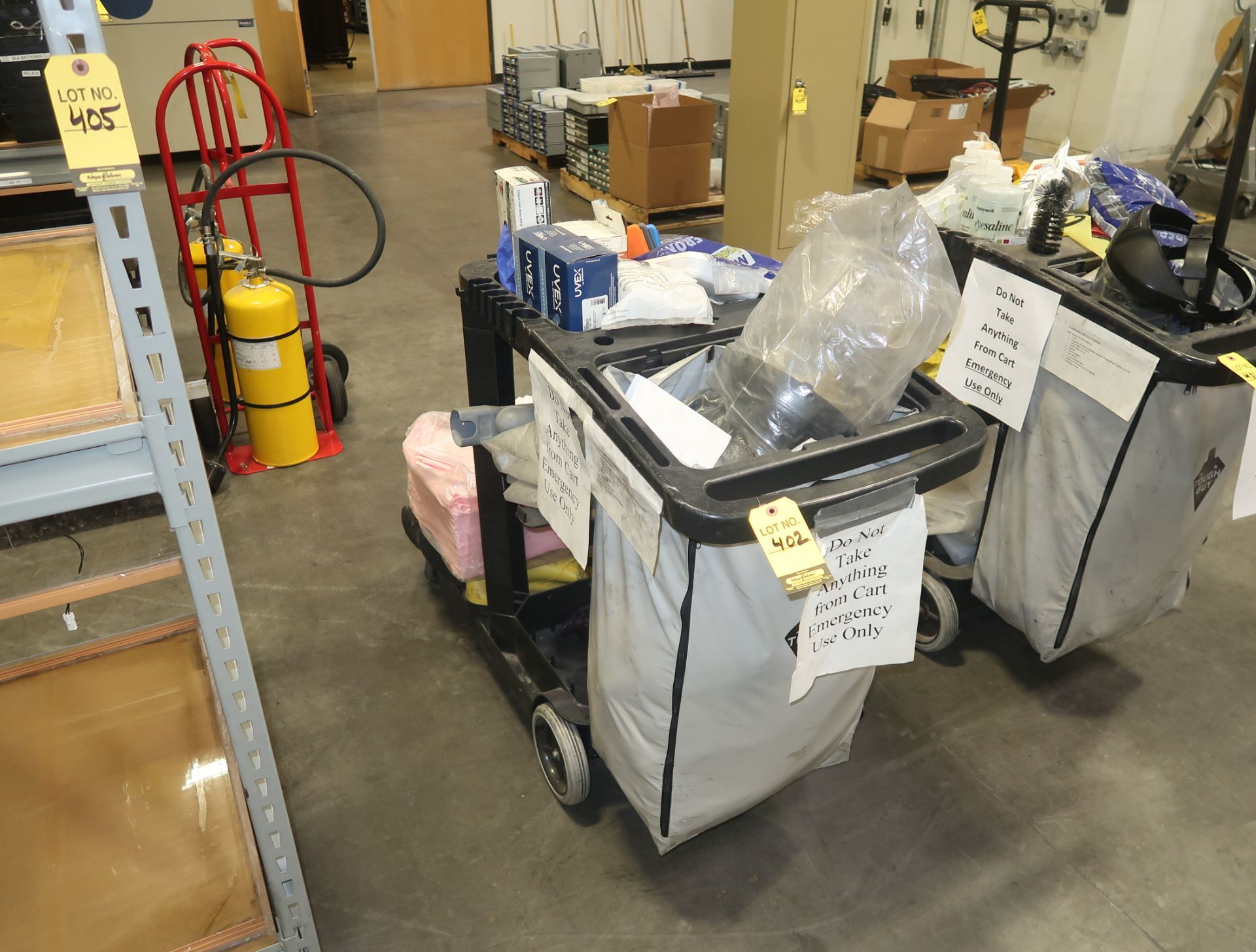 EMERGENCY CART W/CONTENTS