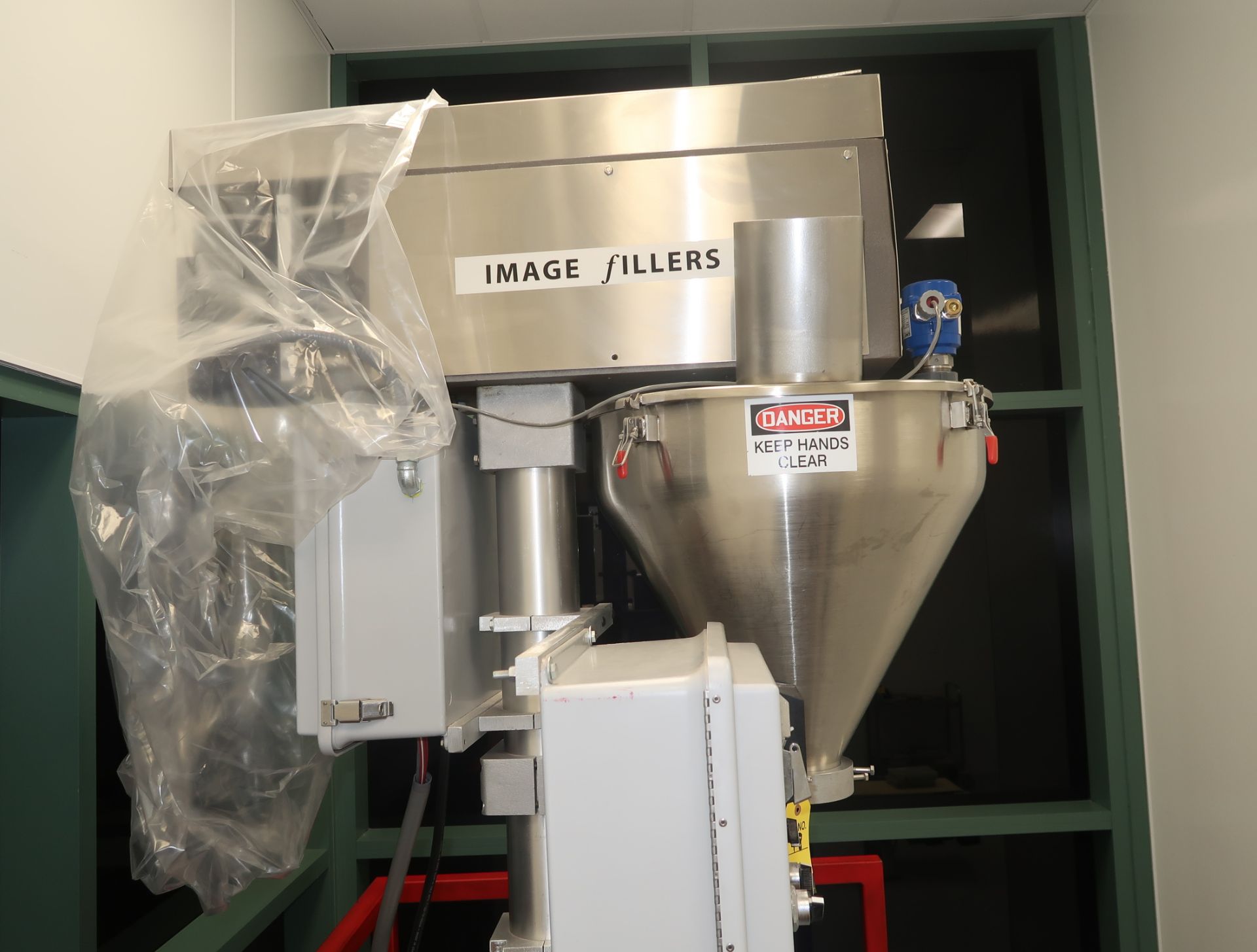 IMAGE FILLER 2000 POWER FILLER W/CUSTOM STAND TO FACILTATE USE WITH GOPACKER UNITS. 6" INFEED, 2 CU - Image 3 of 4